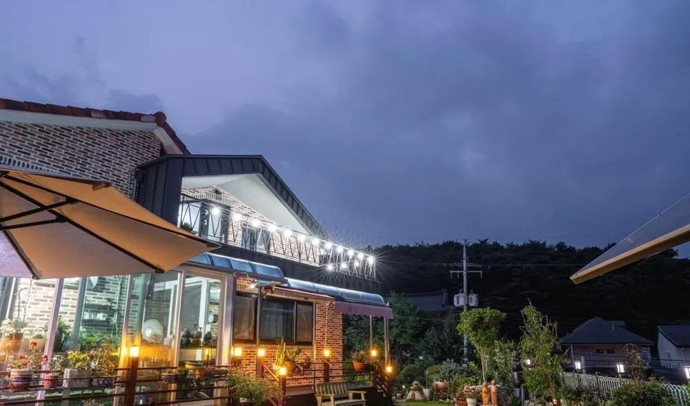 Gunsan Seongsanae Pension