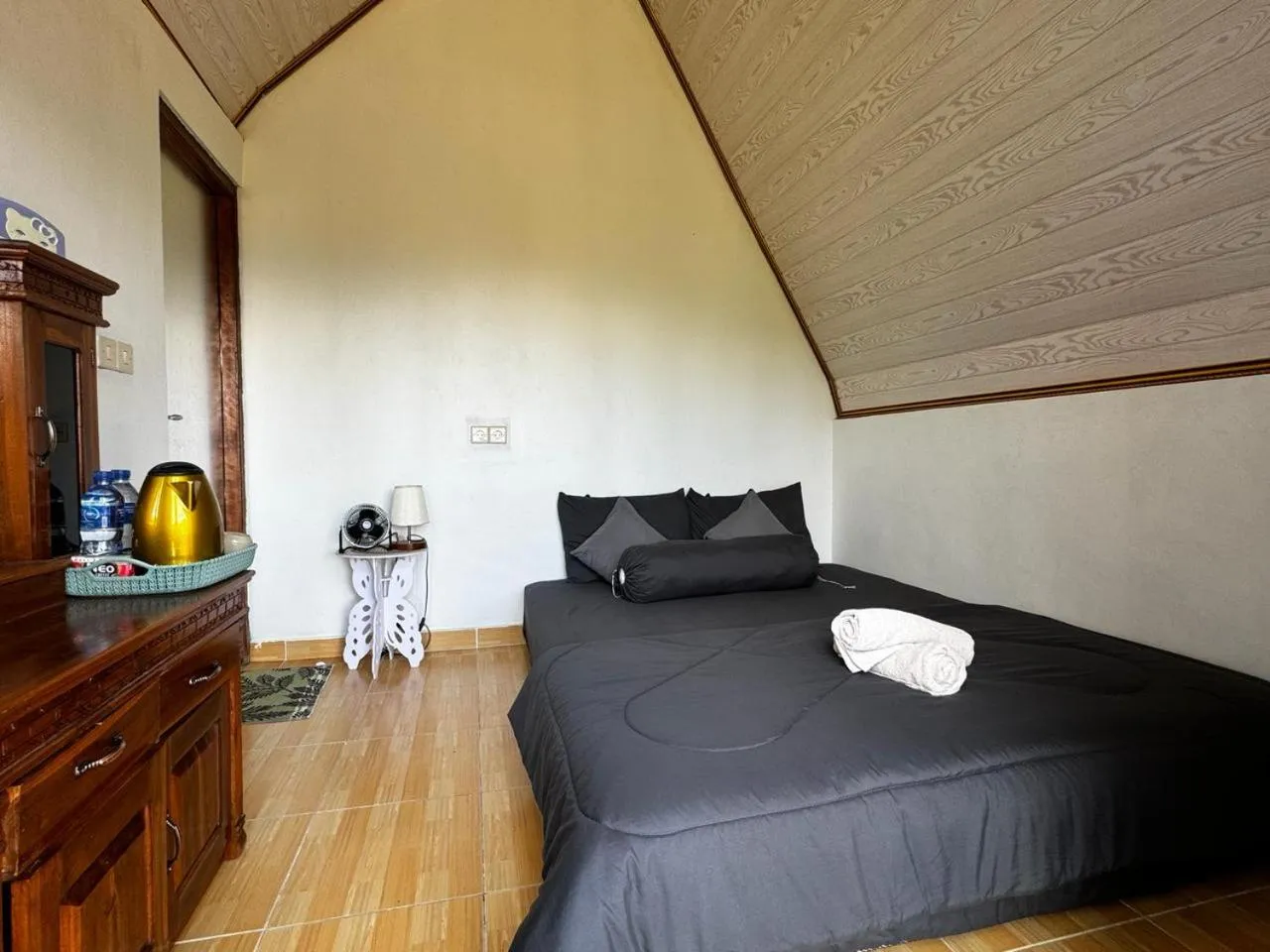 Bedroom, Bed in Belvilla Break Coffee Kintamani