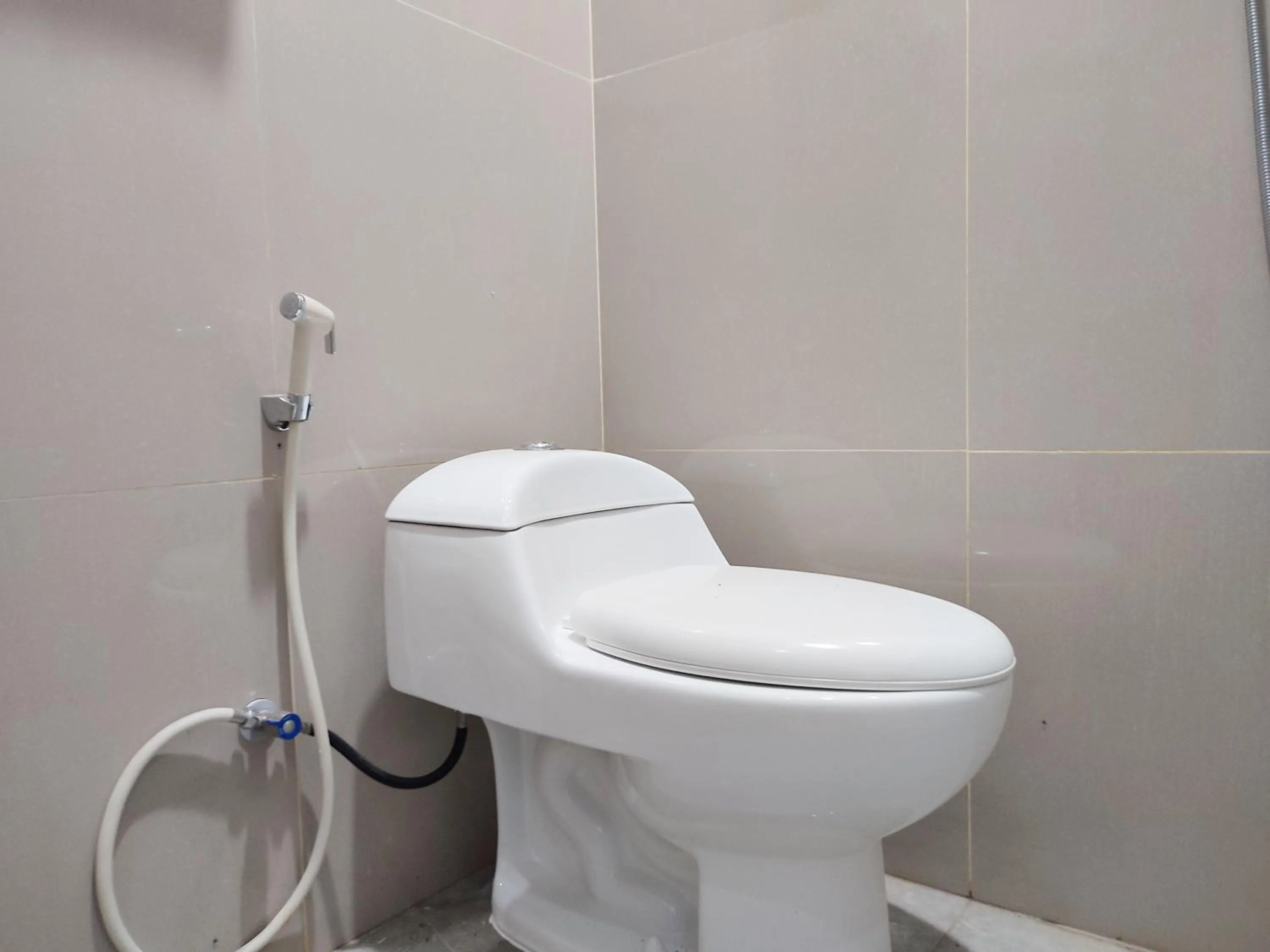 Bathroom in RedDoorz near Graha Saba Buana 2