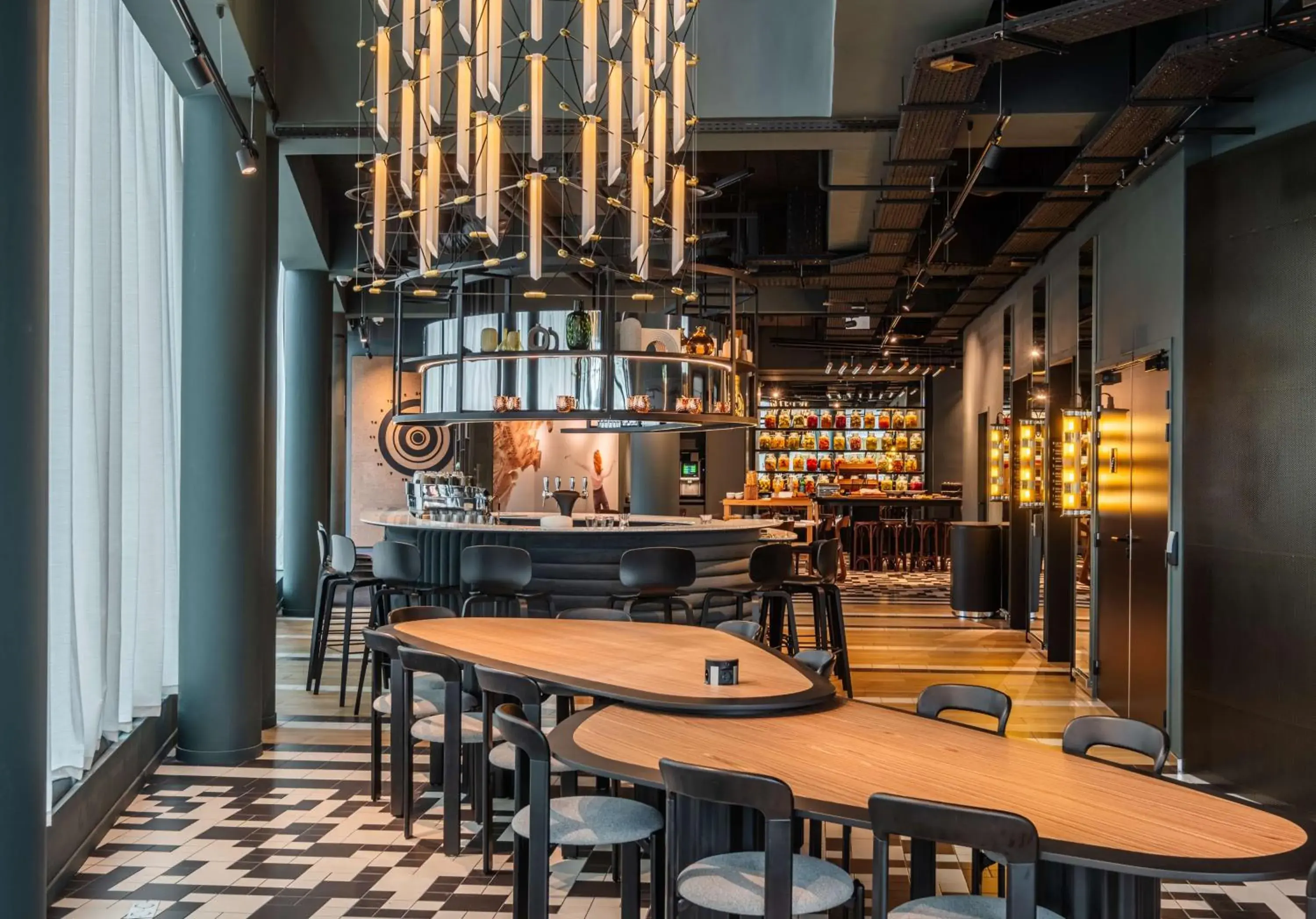 Lounge or bar in Radisson Hotel Reims Lounge or bar in Radisson Hotel Reims