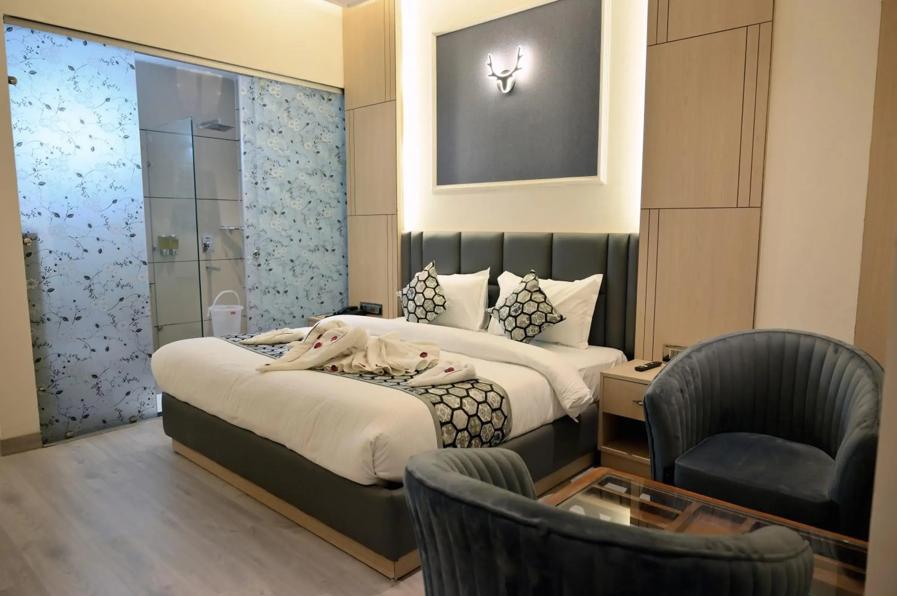 Bedroom in HOTEL CASA ROYALE Bedroom in HOTEL CASA ROYALE