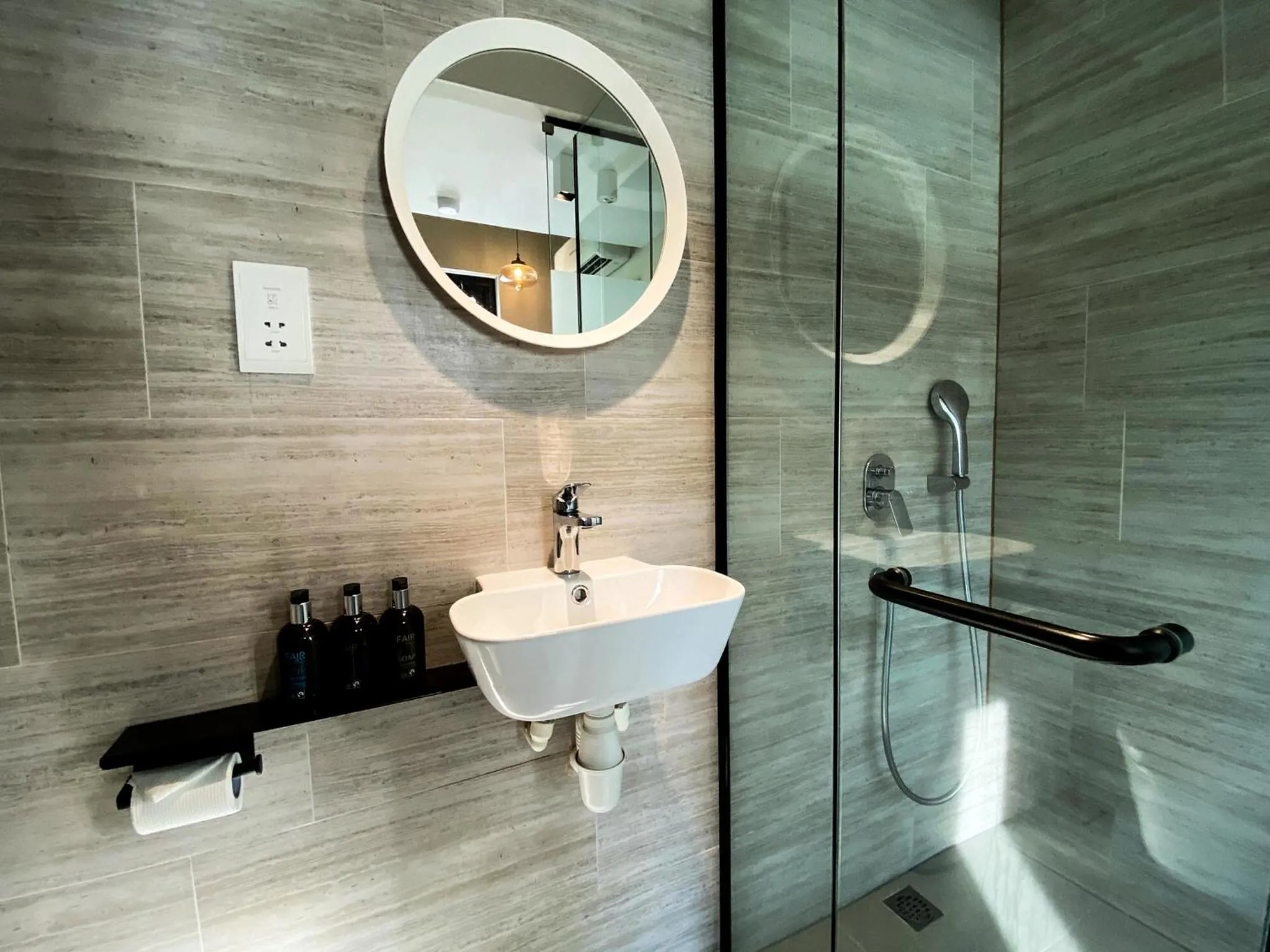 Shower in ST Signature Jalan Besar