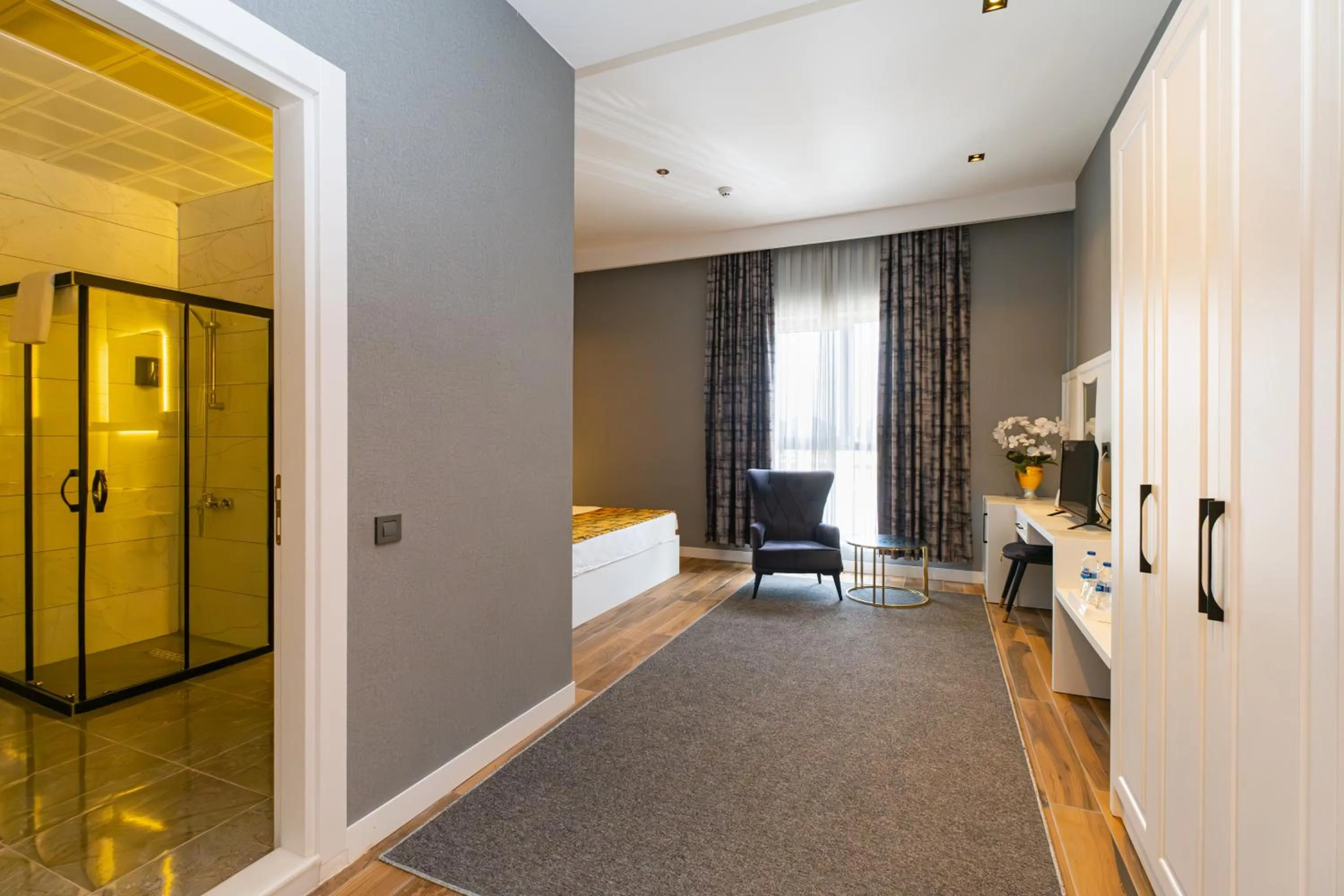 Seating area in Hipodrom Hotel