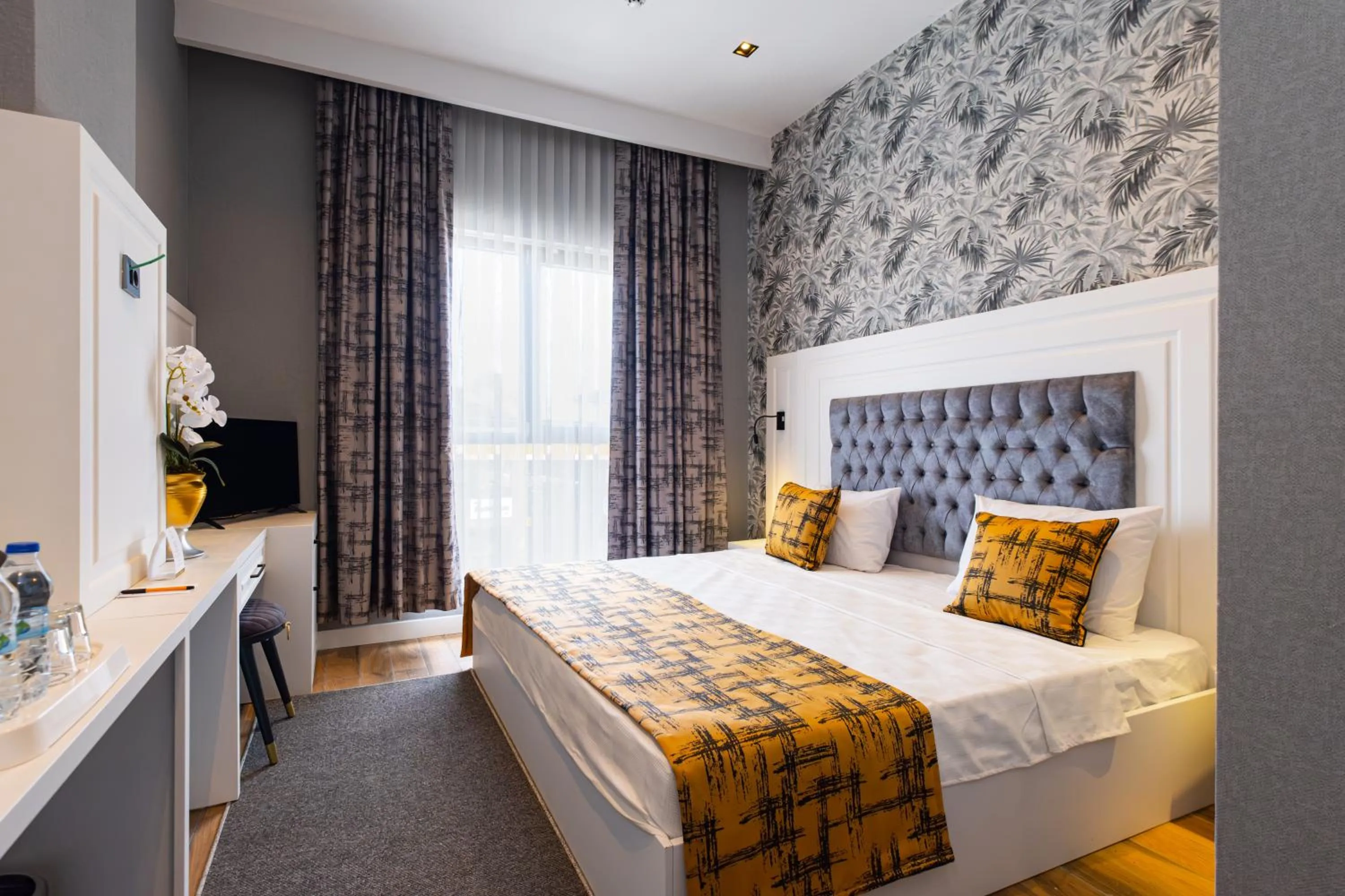 Bed in Hipodrom Hotel