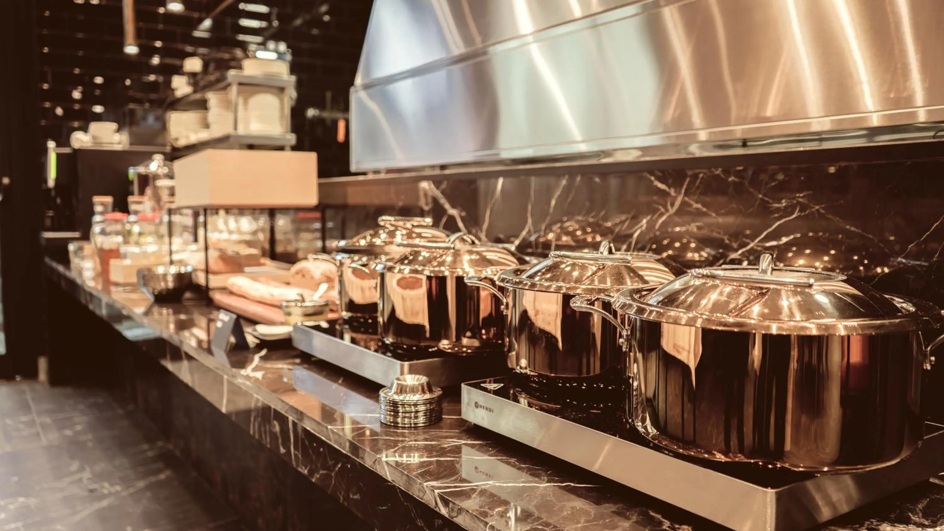 Breakfast in Bellman Hotel