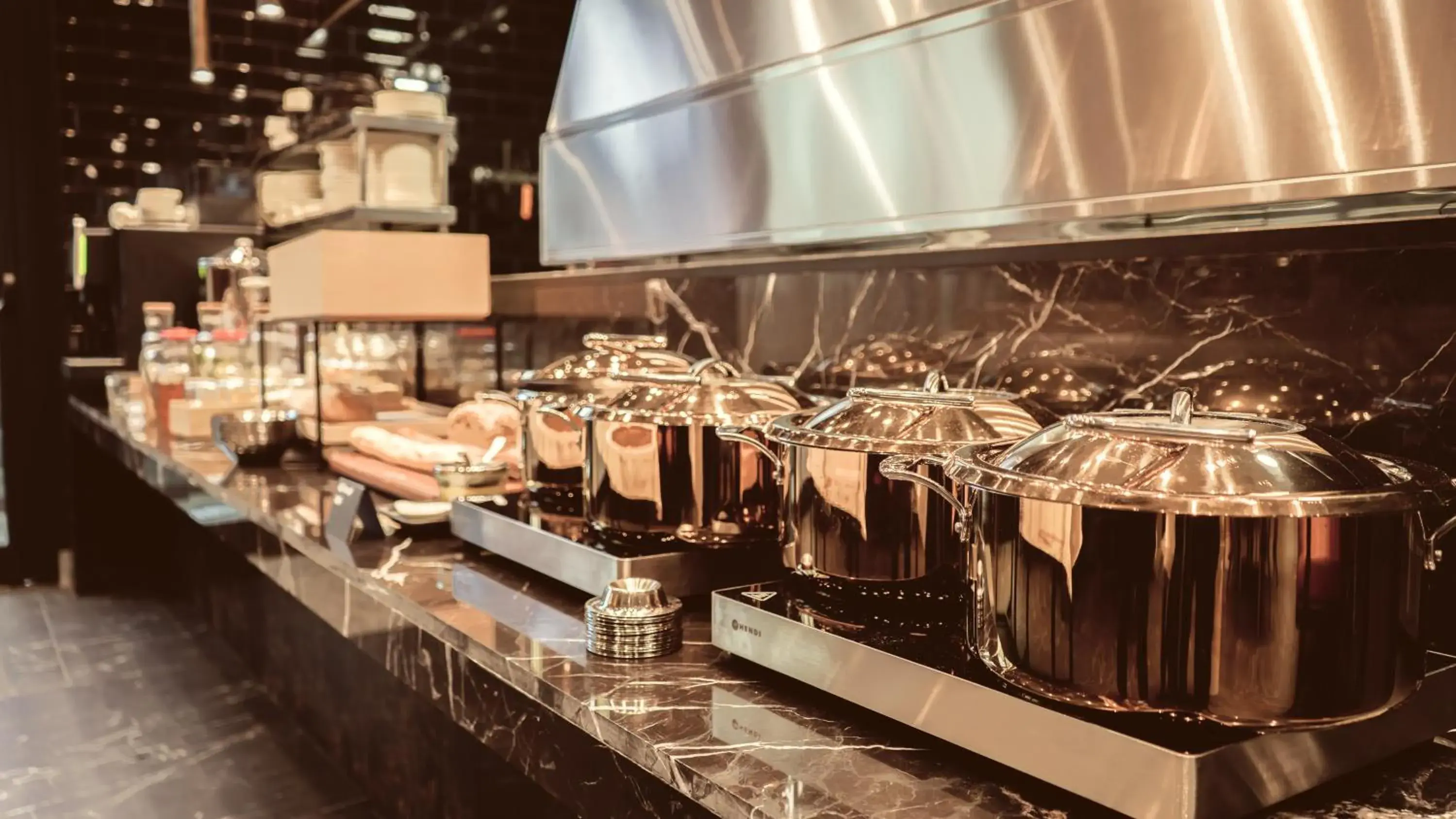 Breakfast in Bellman Hotel Breakfast in Bellman Hotel