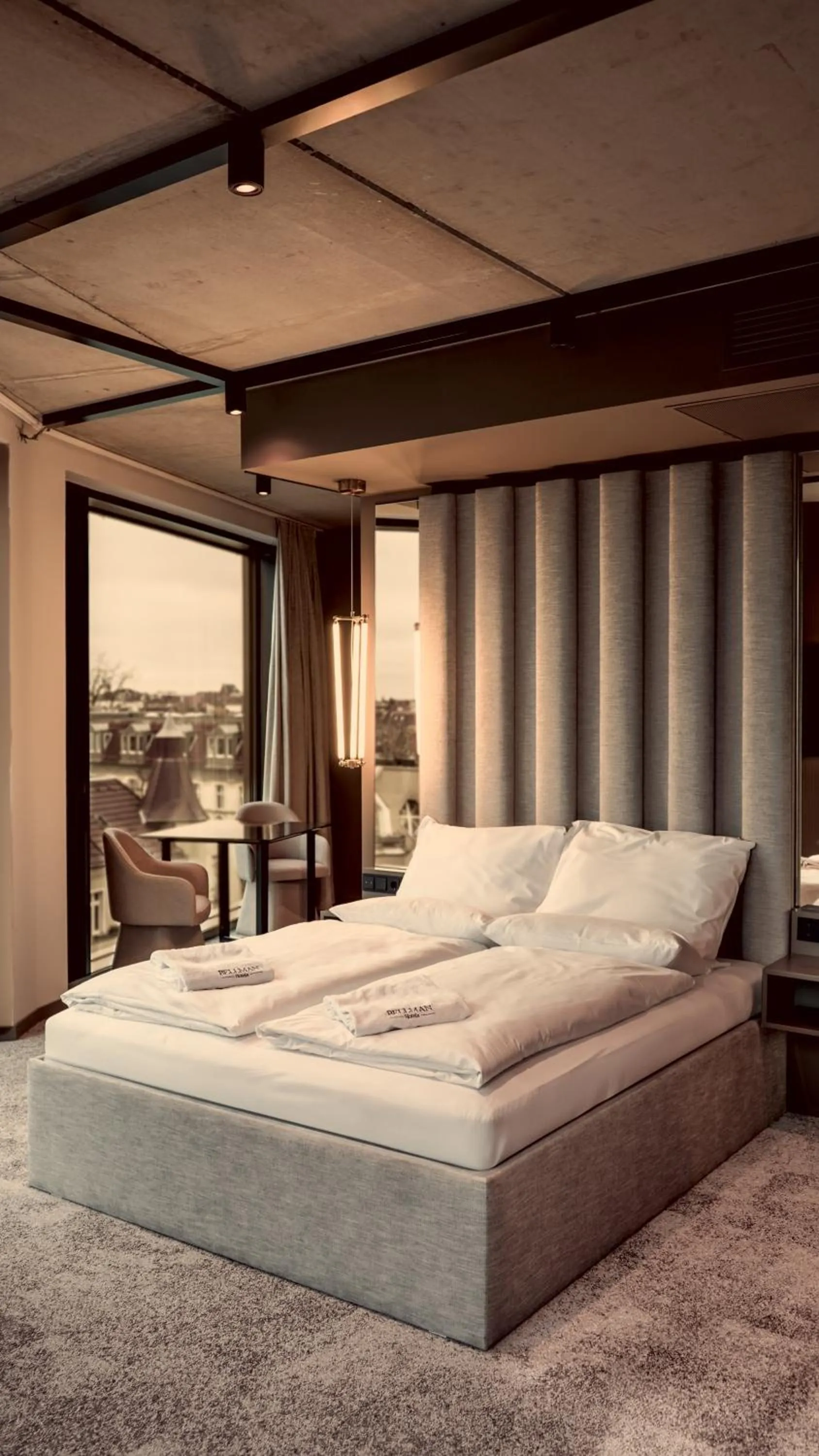 Bed in Bellman Hotel