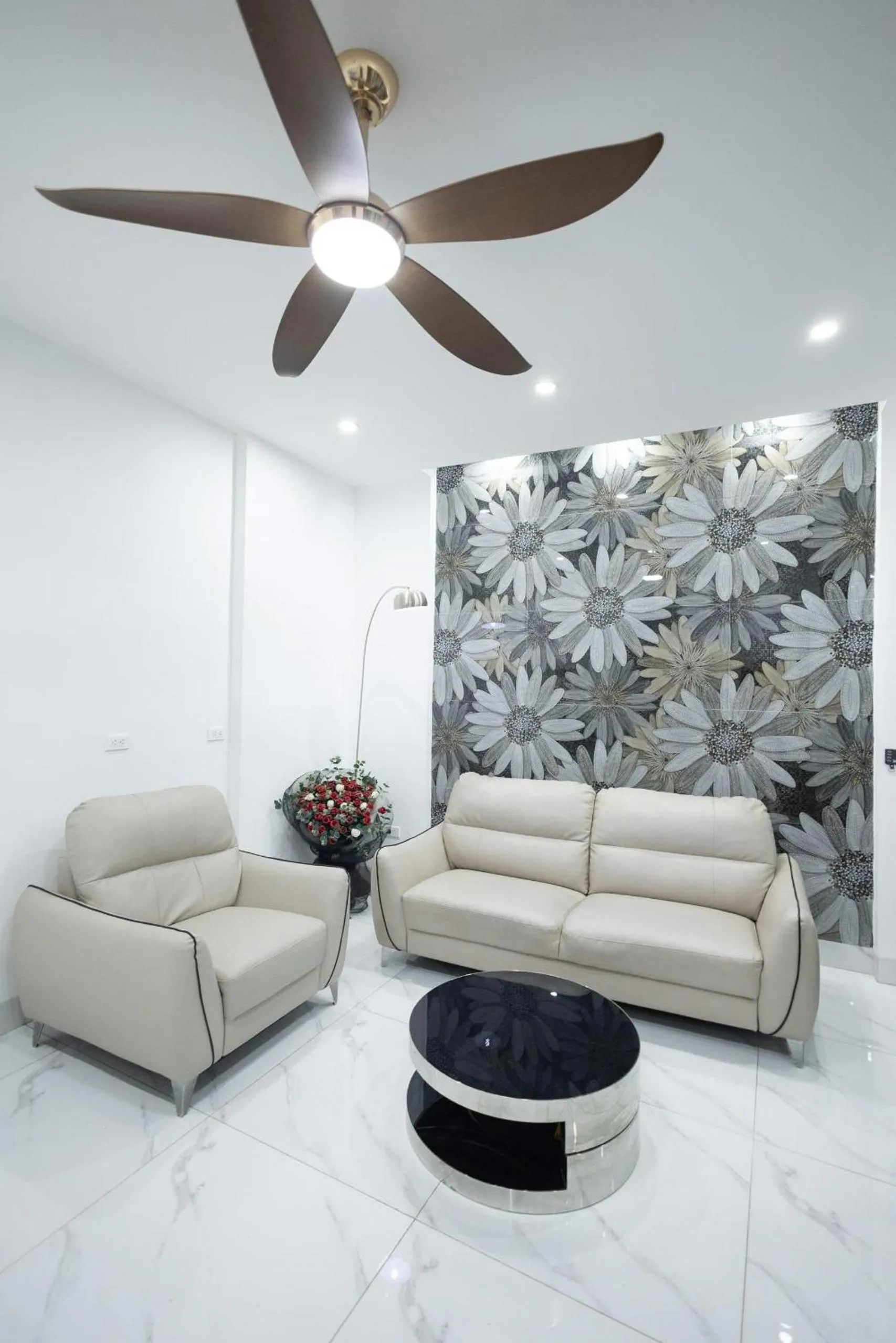 Living room in Homestay-kim mã -giang văn minh