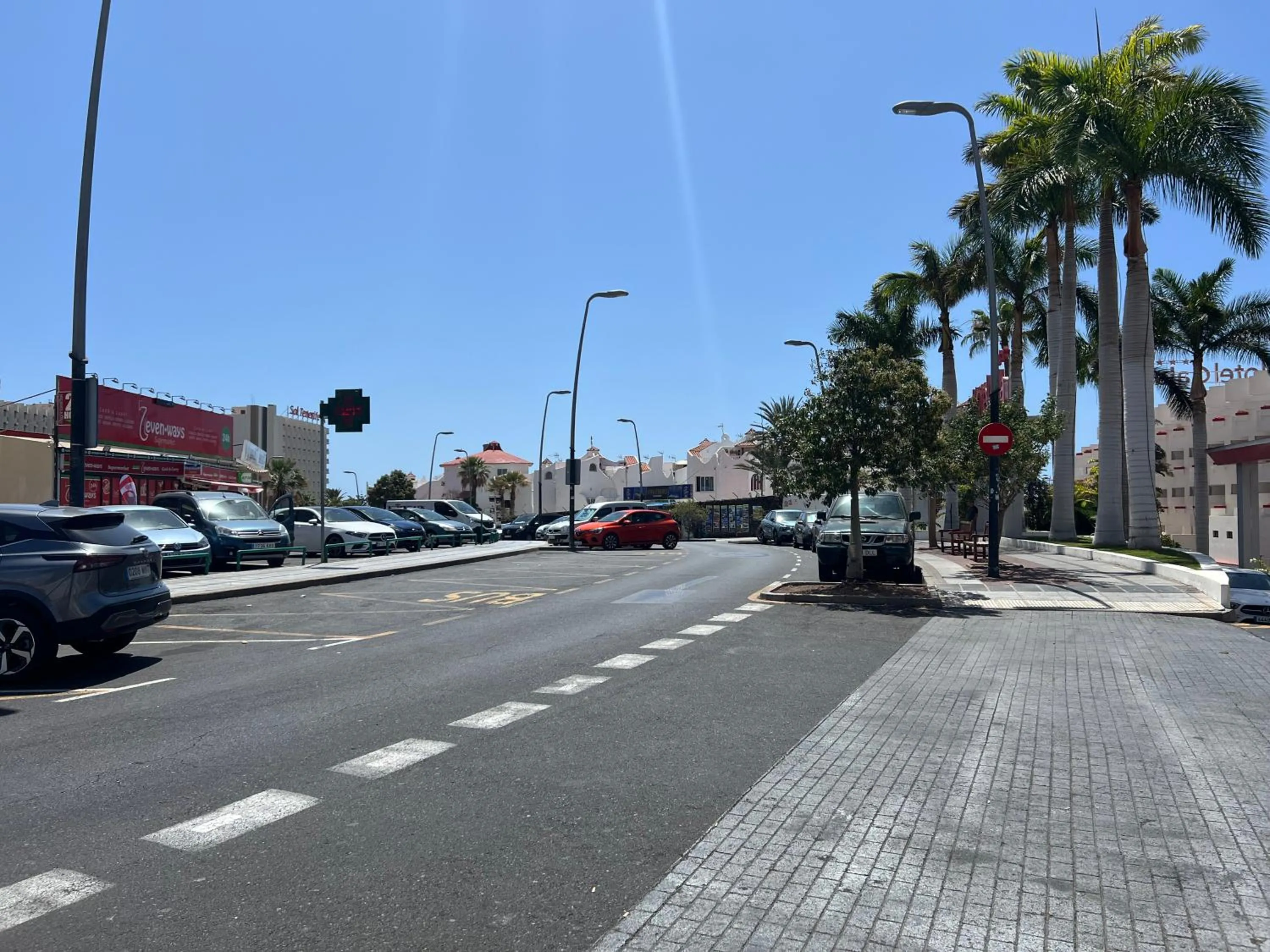 Neighbourhood in Apartamento Frente Mar, Playa de Las Americas