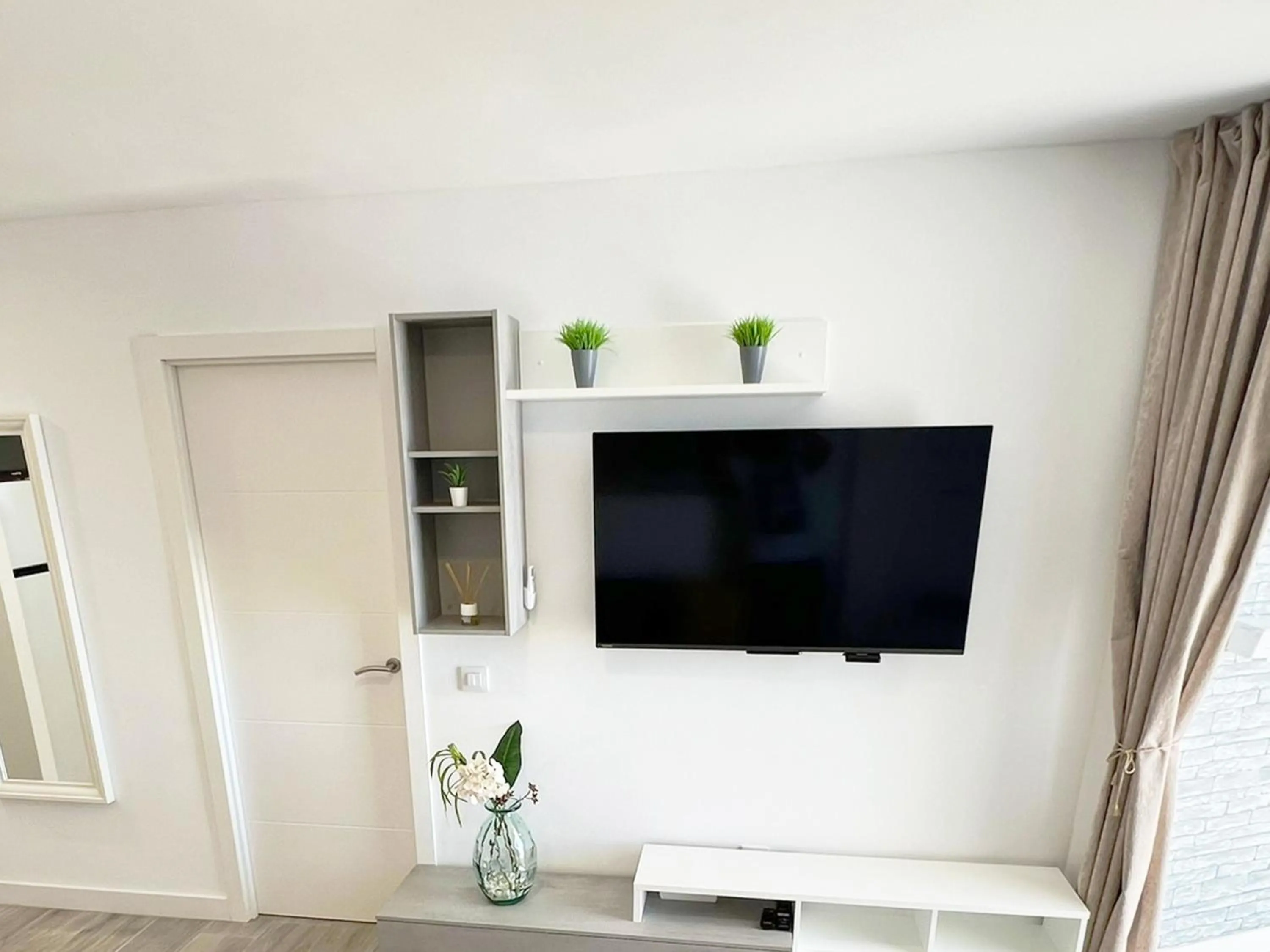 Communal lounge/ TV room in Apartamento Frente Mar, Playa de Las Americas
