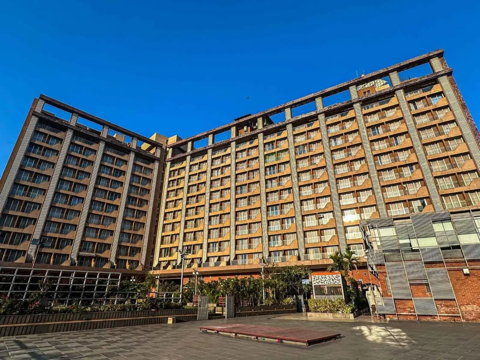 Property building in Ambition studio apartment at weekend address Property building in Ambition studio apartment at weekend address