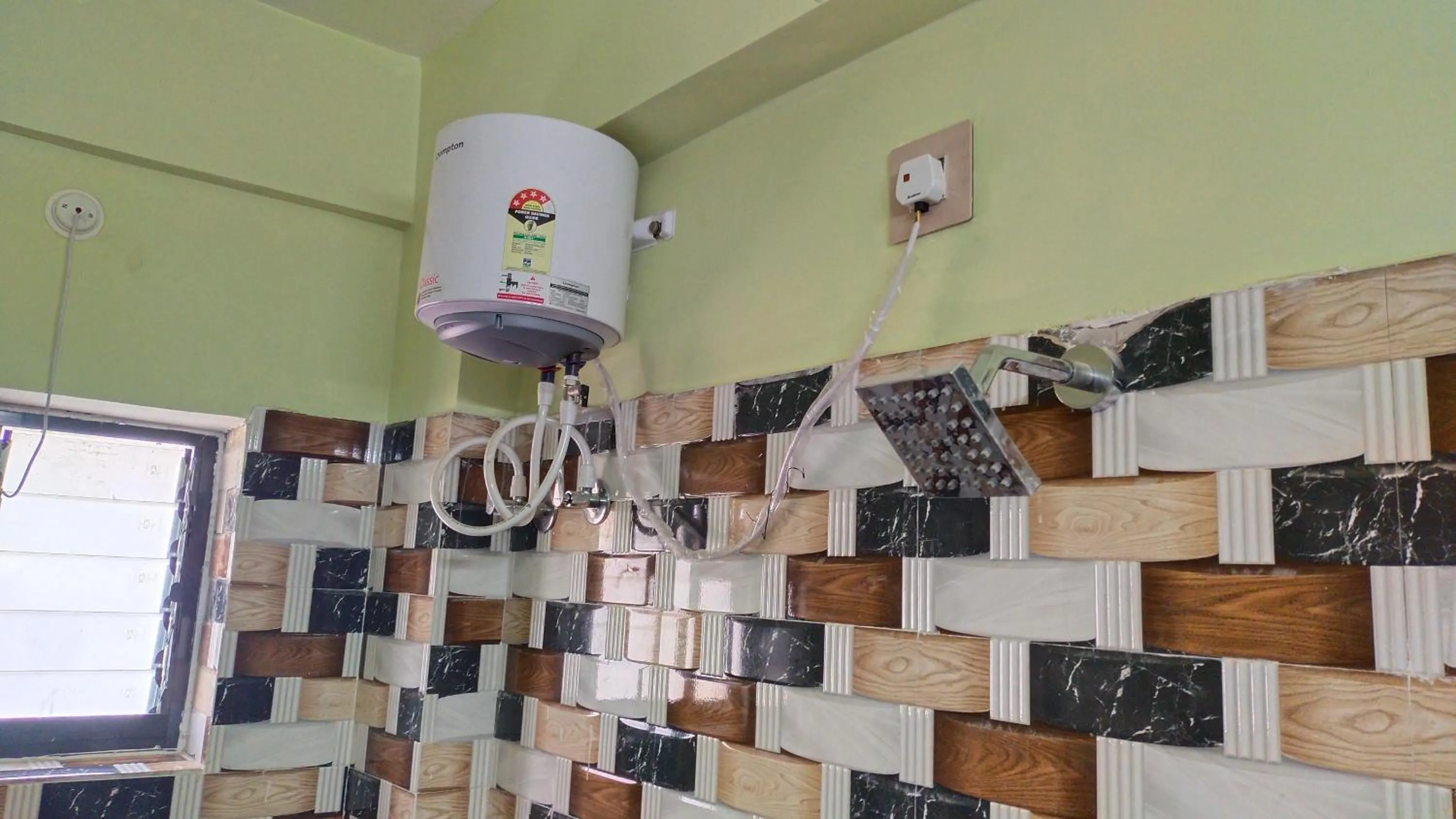 Bathroom in Hotel Tulusi Inn ! Bolpur, Shantiniketan ! Luxury Feel In Budget