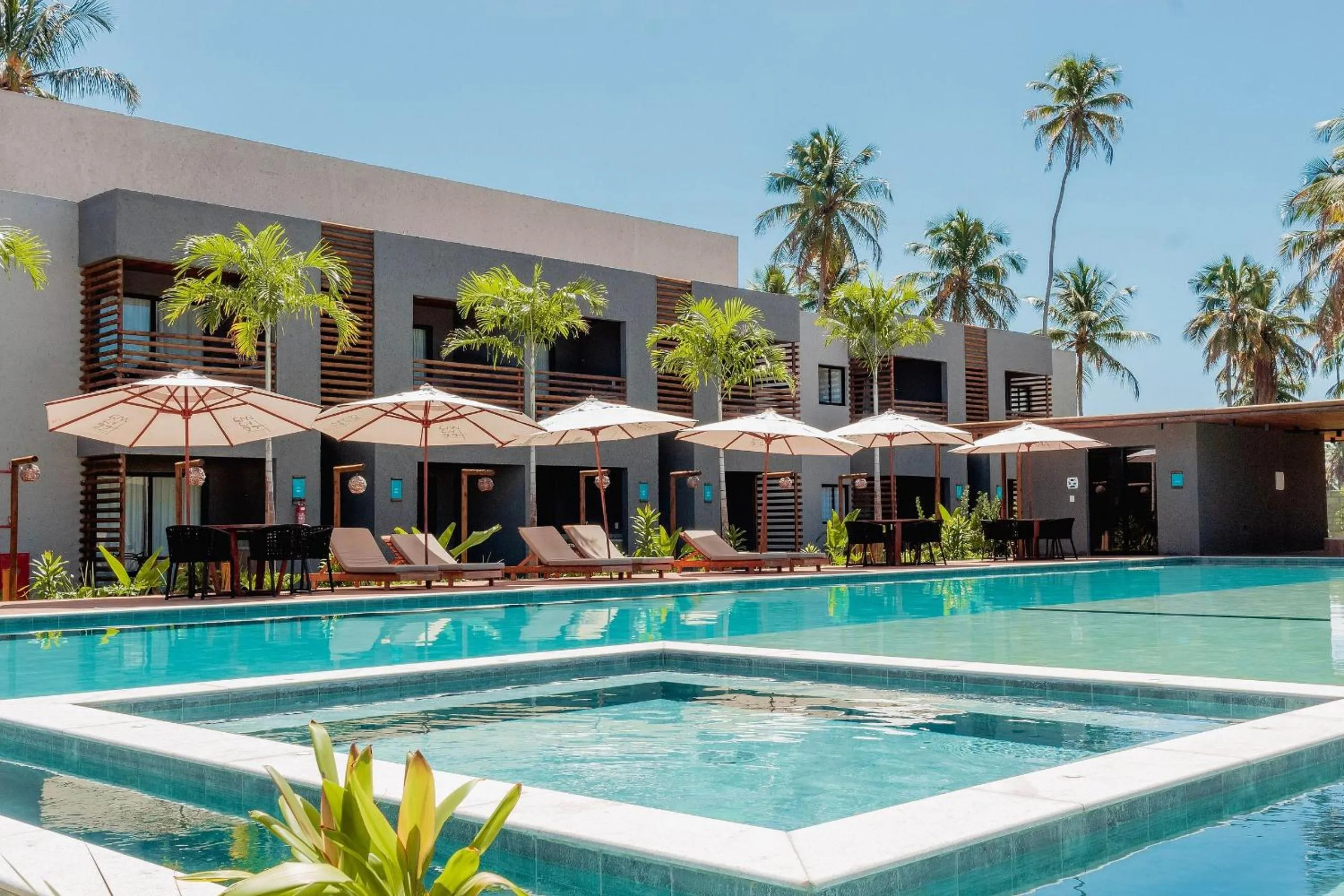 Pool view in Villas Manatee Milagres por Quarto à Vista