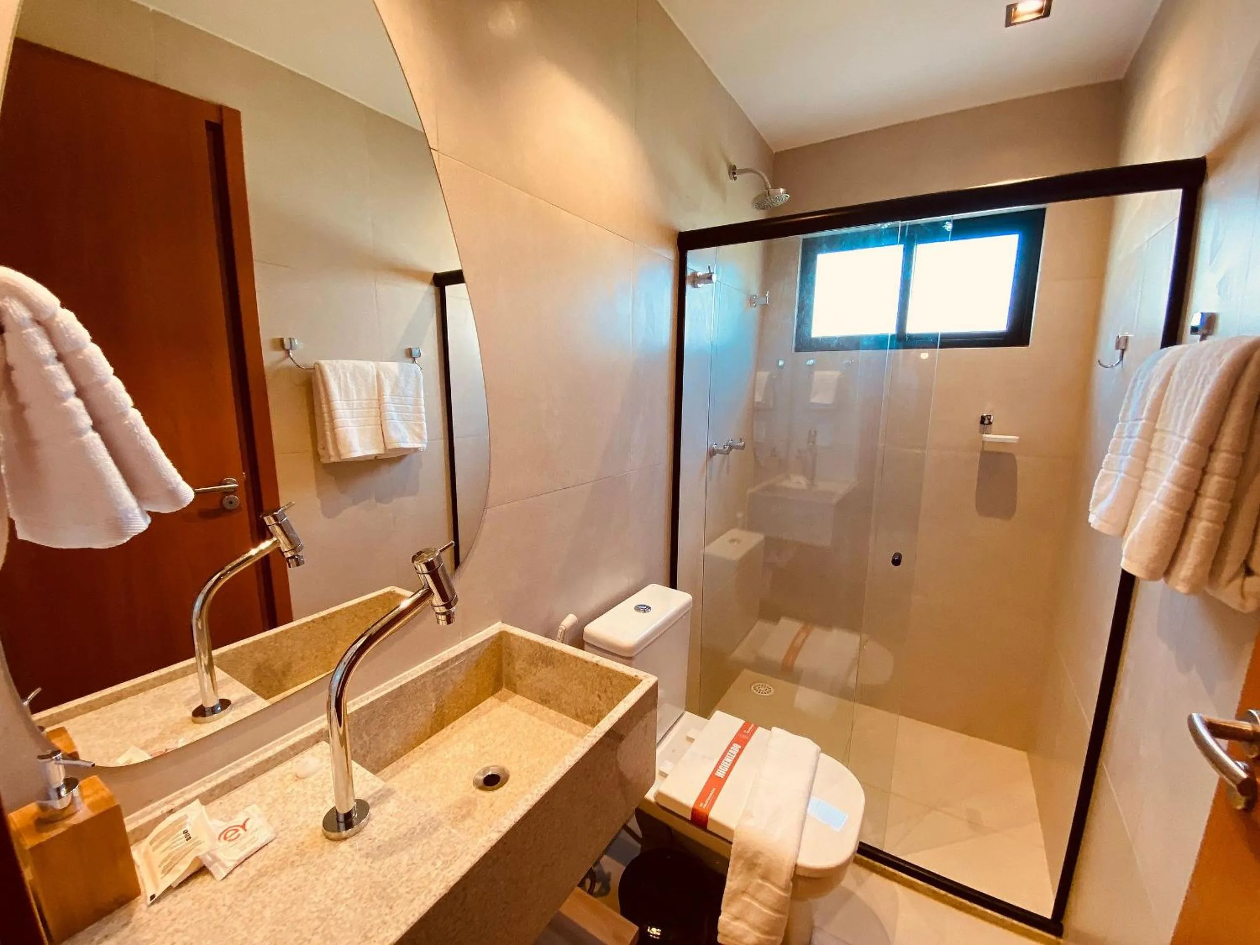 Toilet in Villas Manatee Milagres por Quarto à Vista