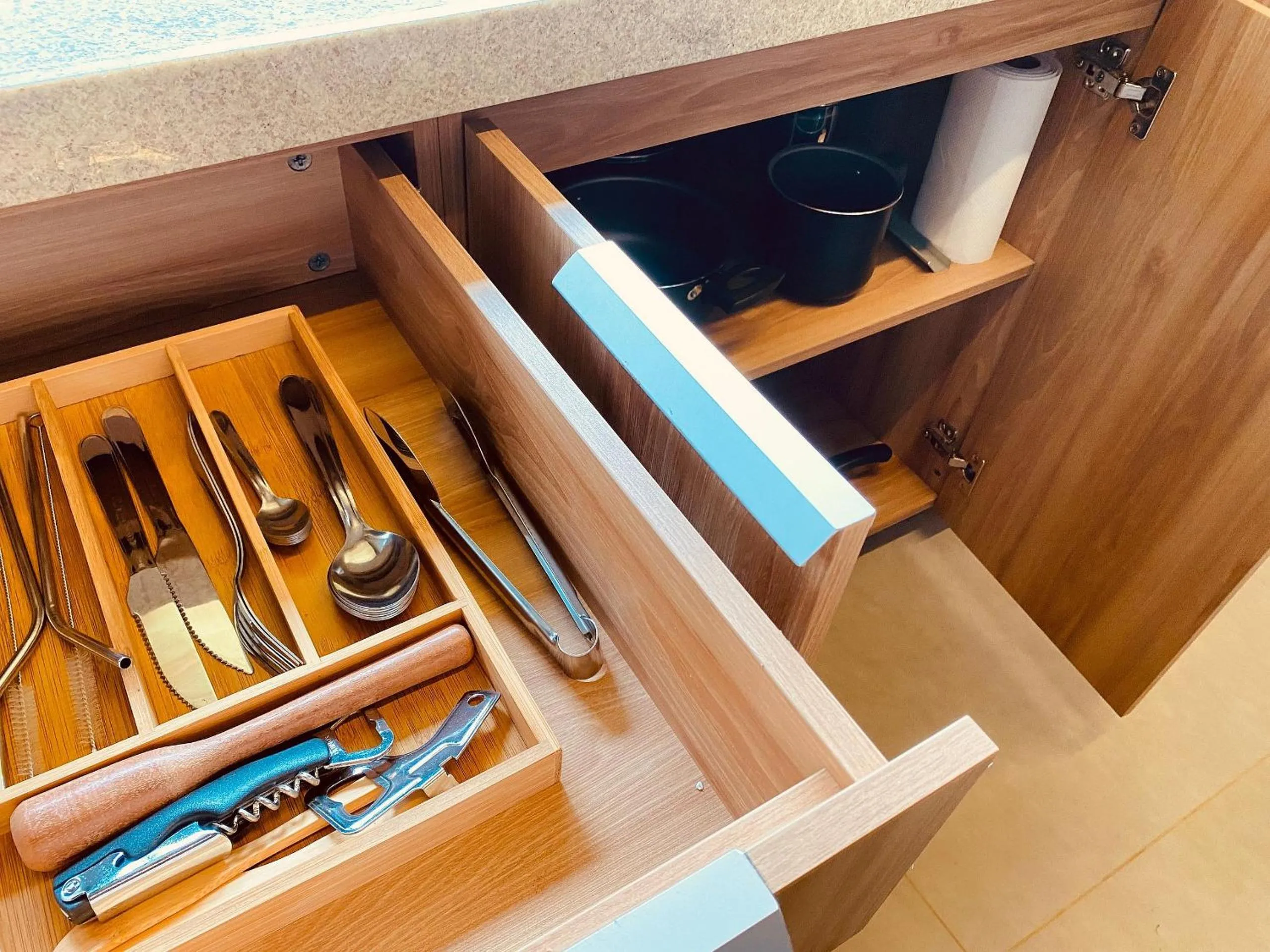 Kitchen or kitchenette in Villas Manatee Milagres por Quarto à Vista