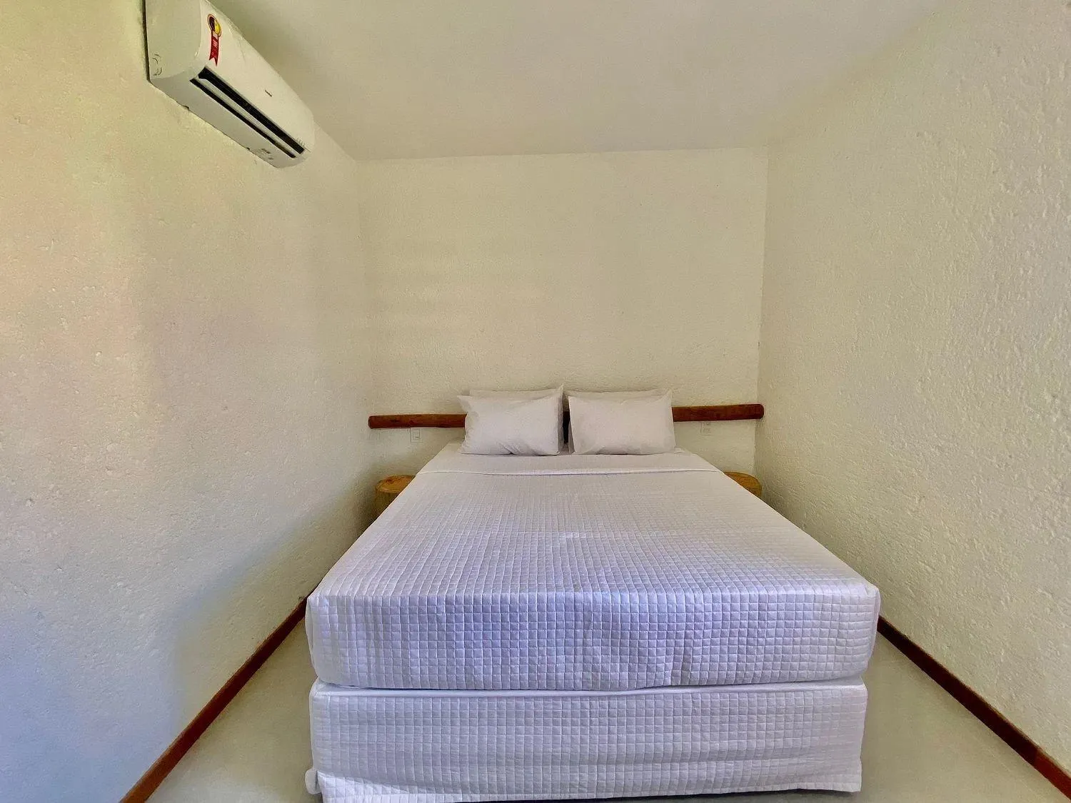 View (from property/room), Bed in Villas Manatee Milagres por Quarto à Vista