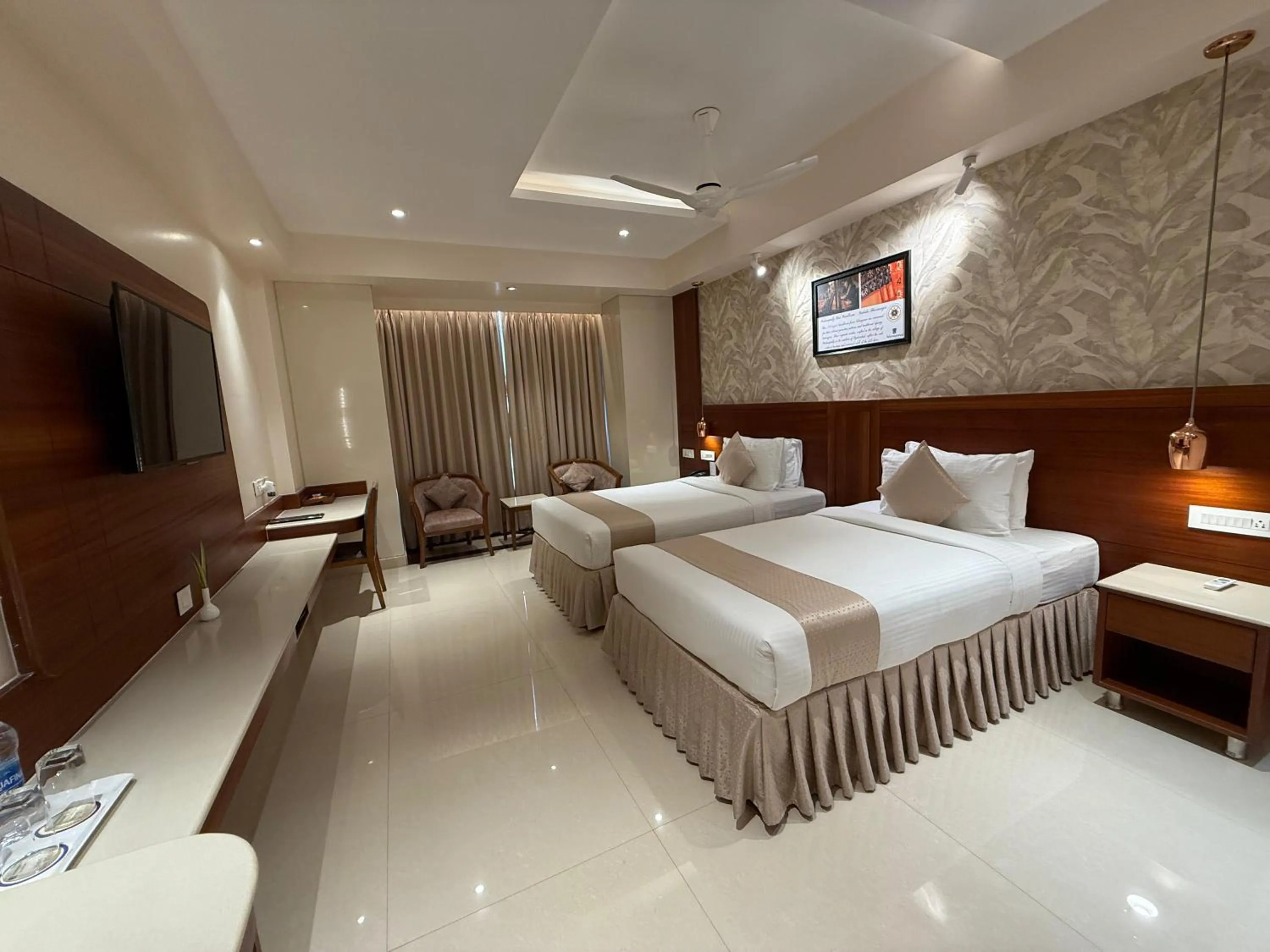 Bedroom, Bed in Hotel the Plaza