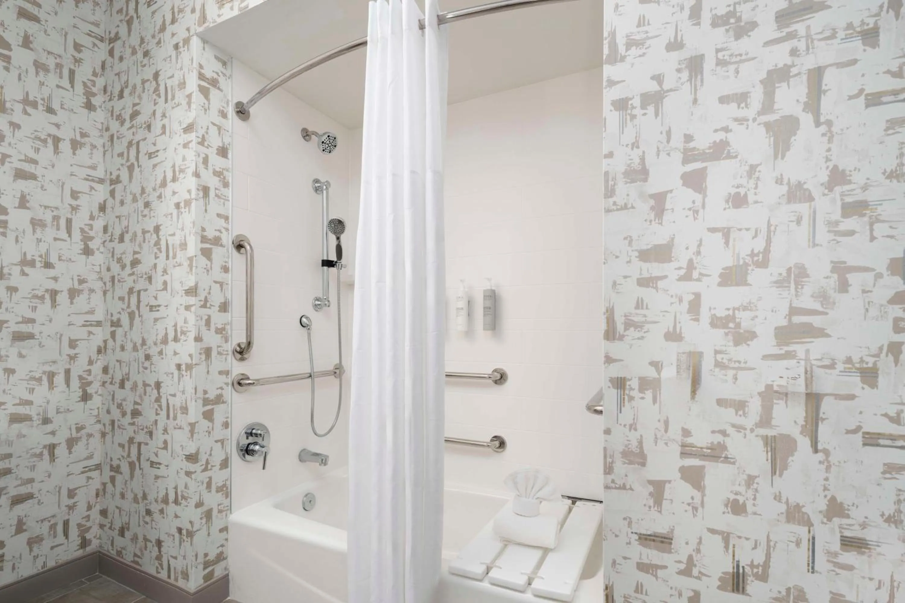 Bathroom in Hampton Inn & Suites Amarillo West