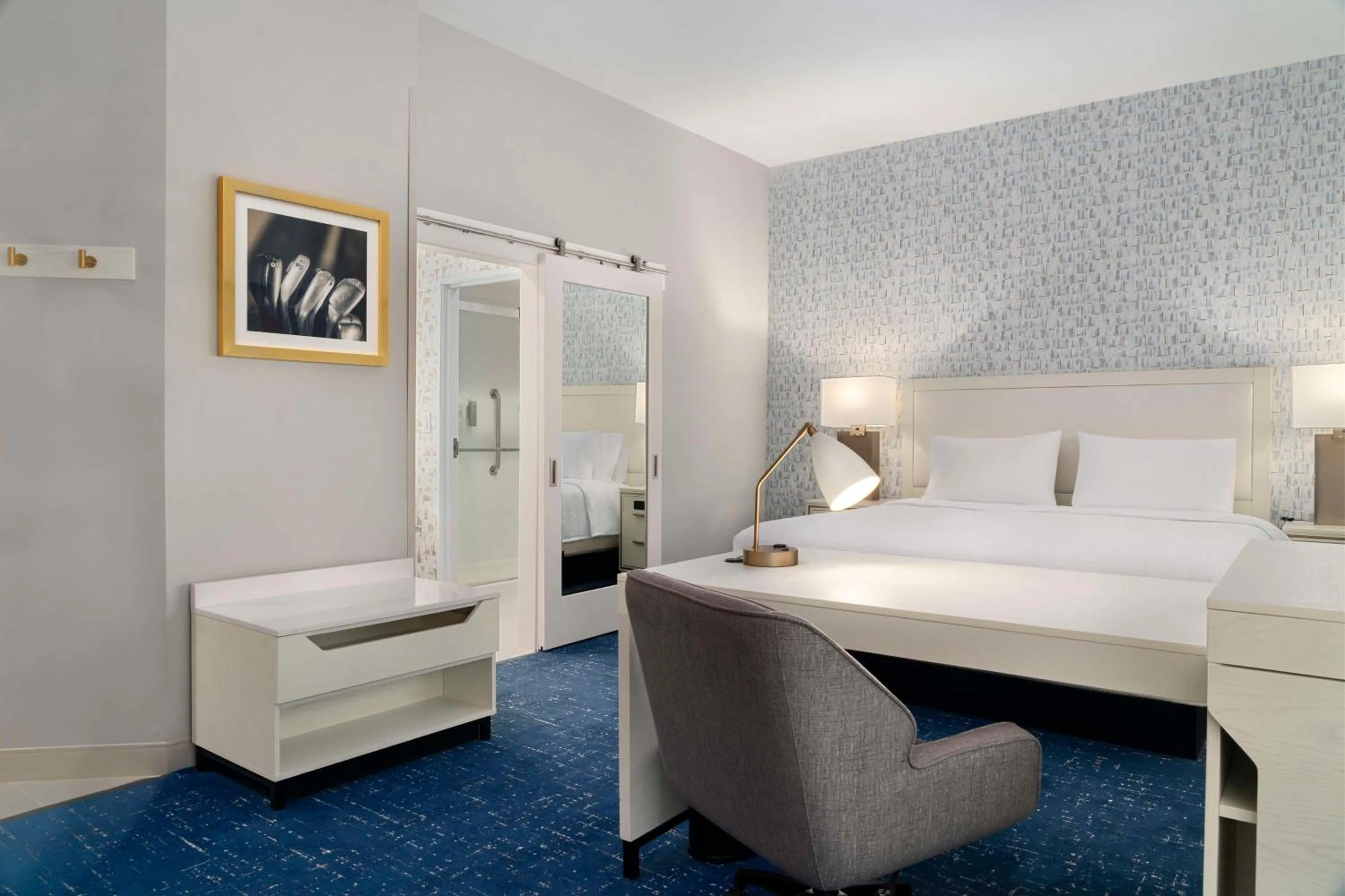 Bedroom, Bed in Hampton Inn & Suites Amarillo West