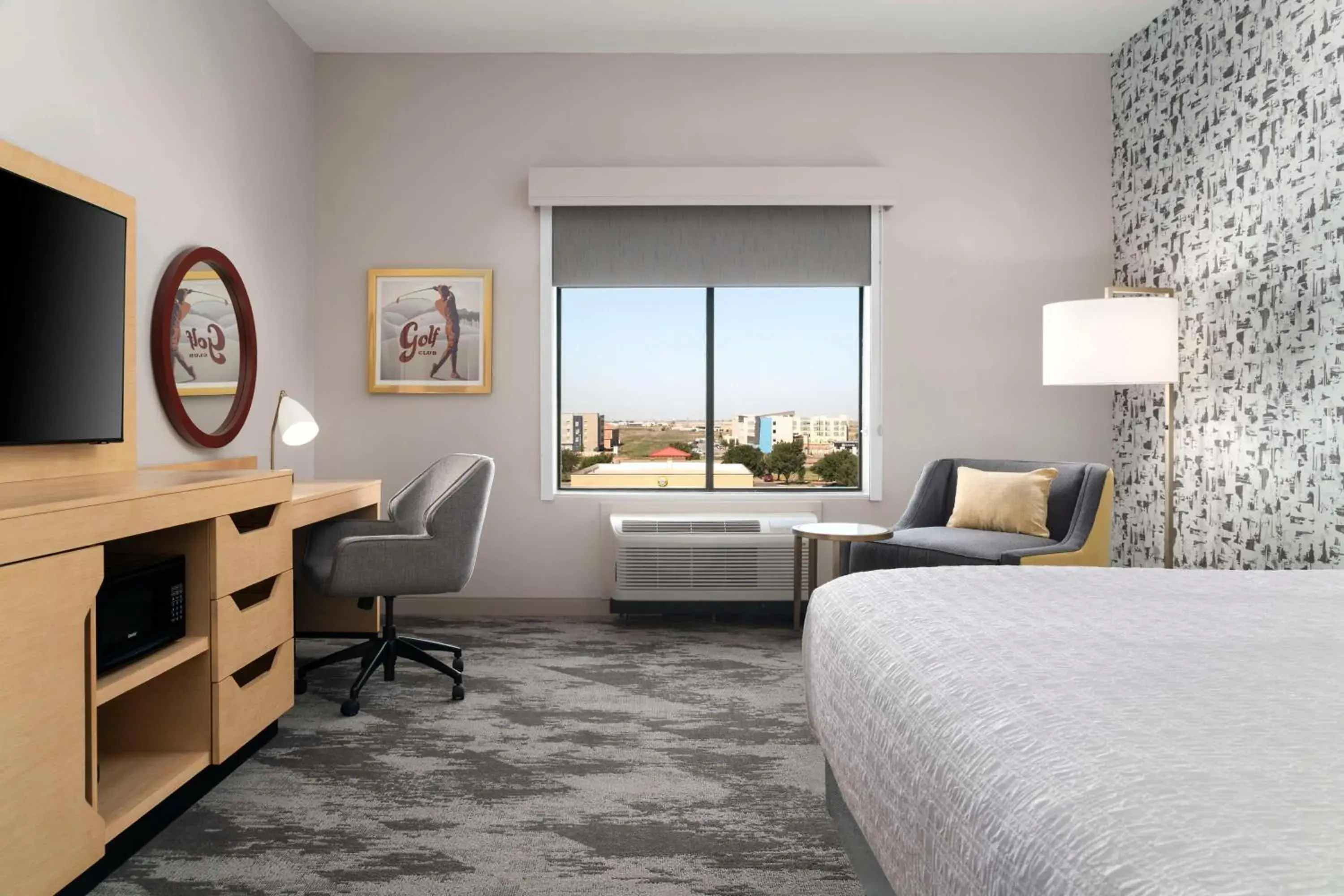 Bed in Hampton Inn & Suites Amarillo West Bed in Hampton Inn & Suites Amarillo West