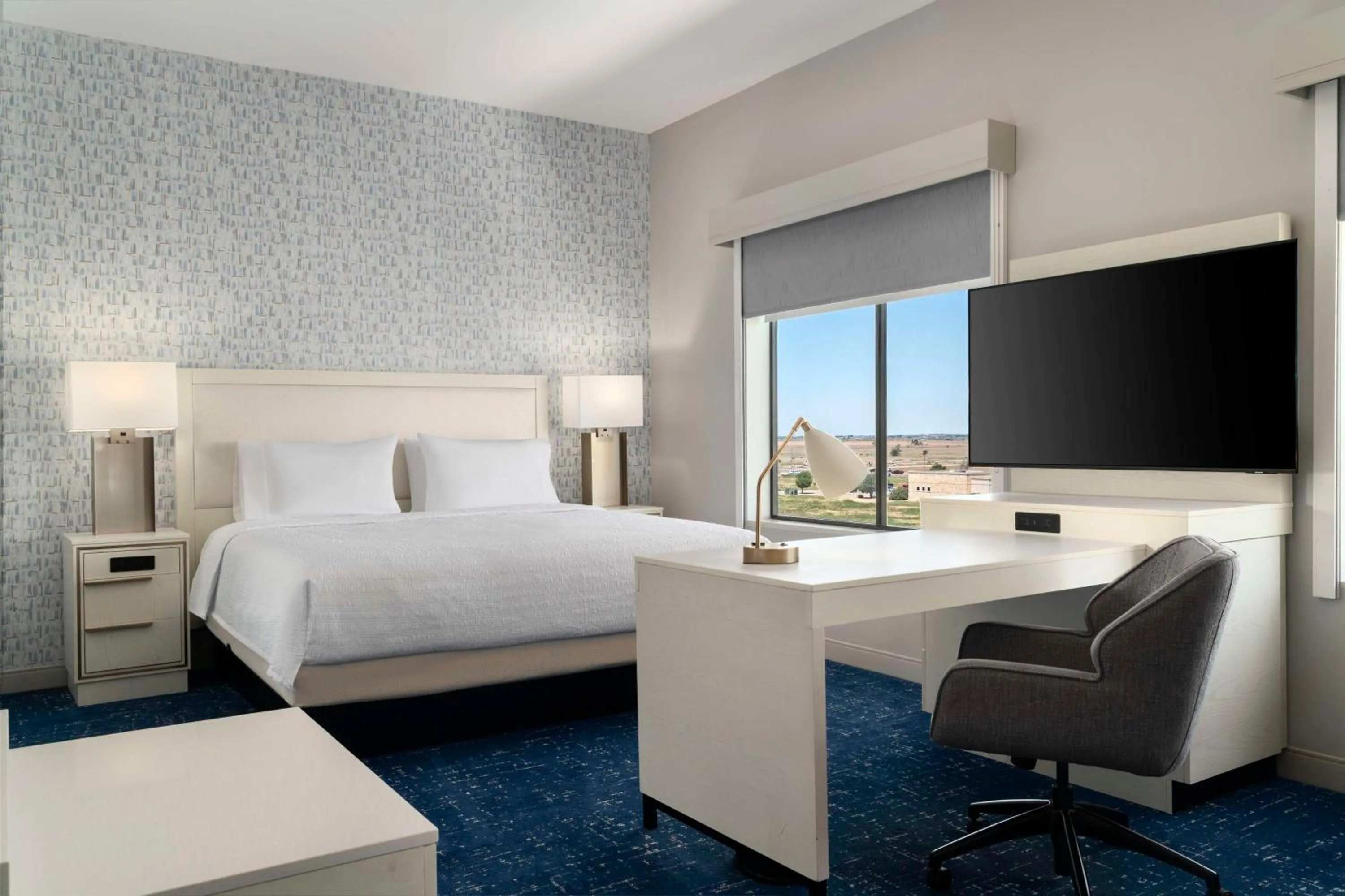 Bedroom, Bed in Hampton Inn & Suites Amarillo West