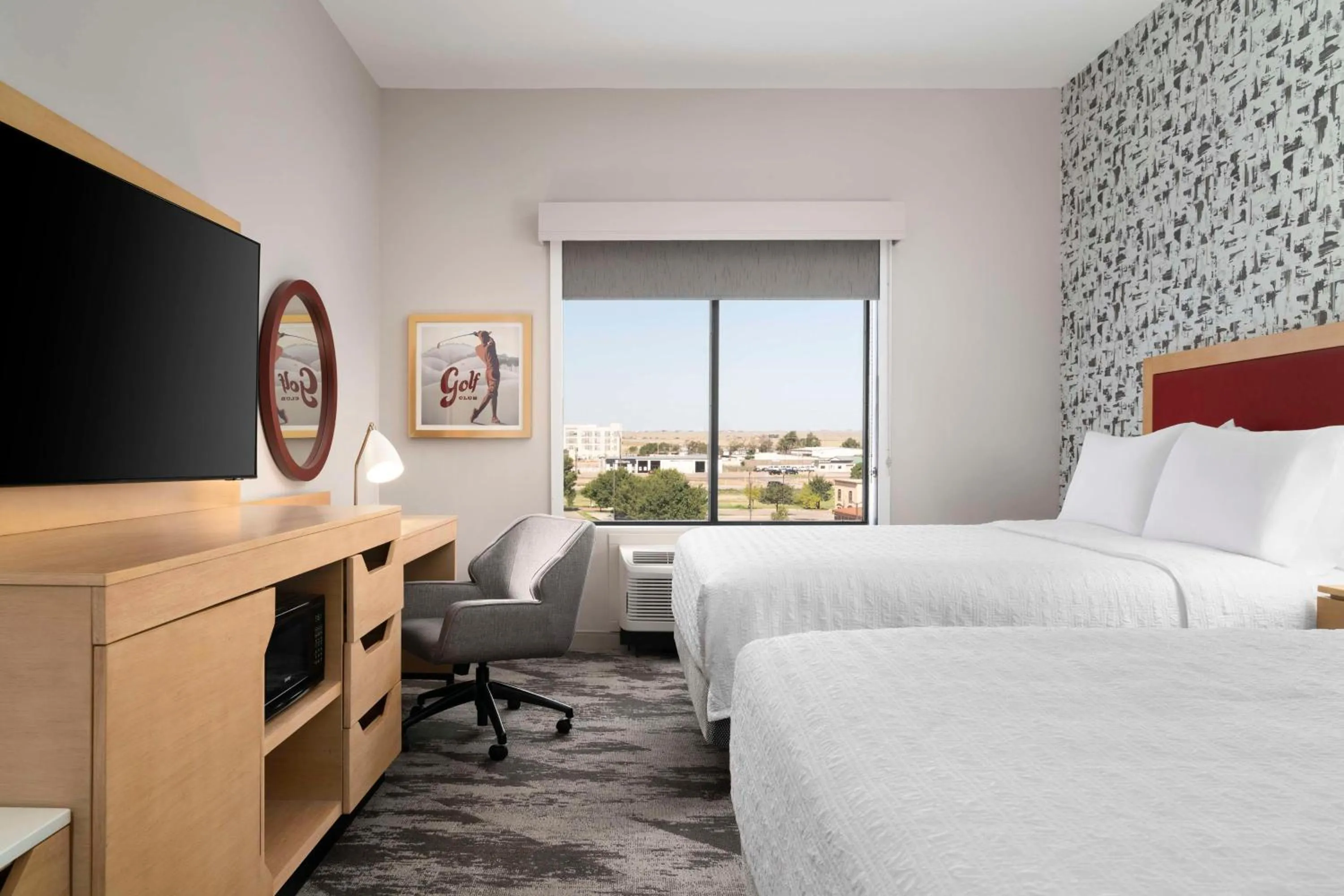 Bed in Hampton Inn & Suites Amarillo West