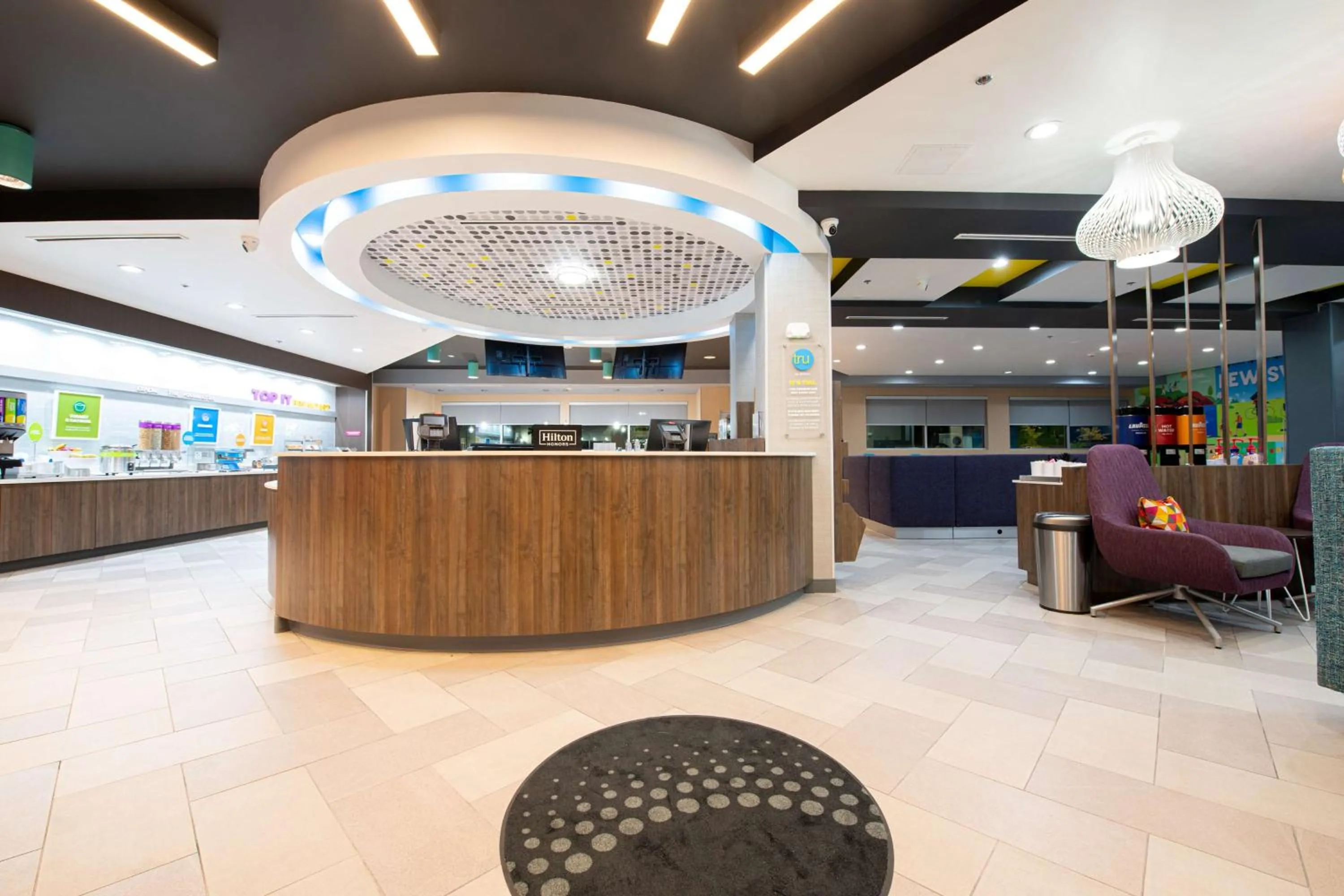Lobby or reception in Tru By Hilton Lewisville Vista Ridge Mall