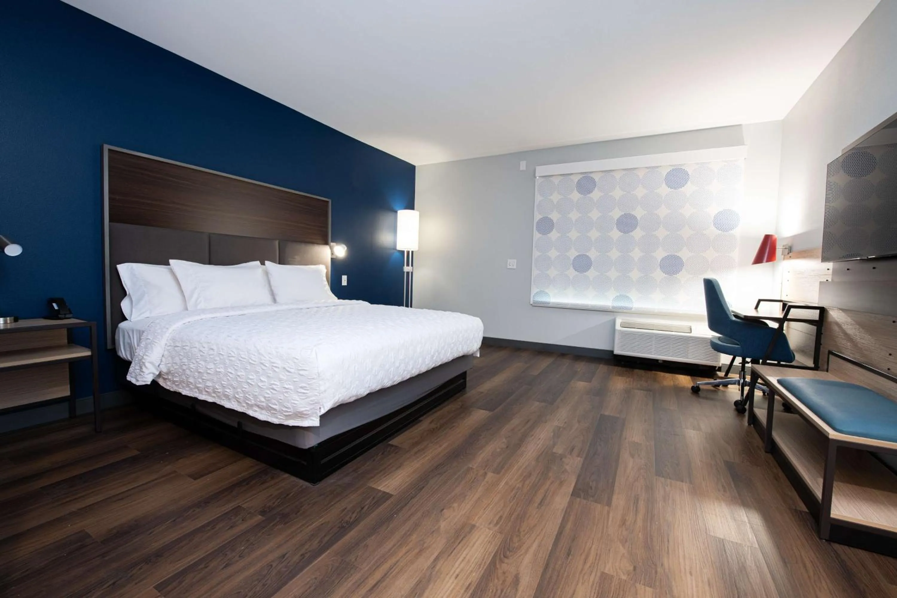 Bed in Tru By Hilton Lewisville Vista Ridge Mall