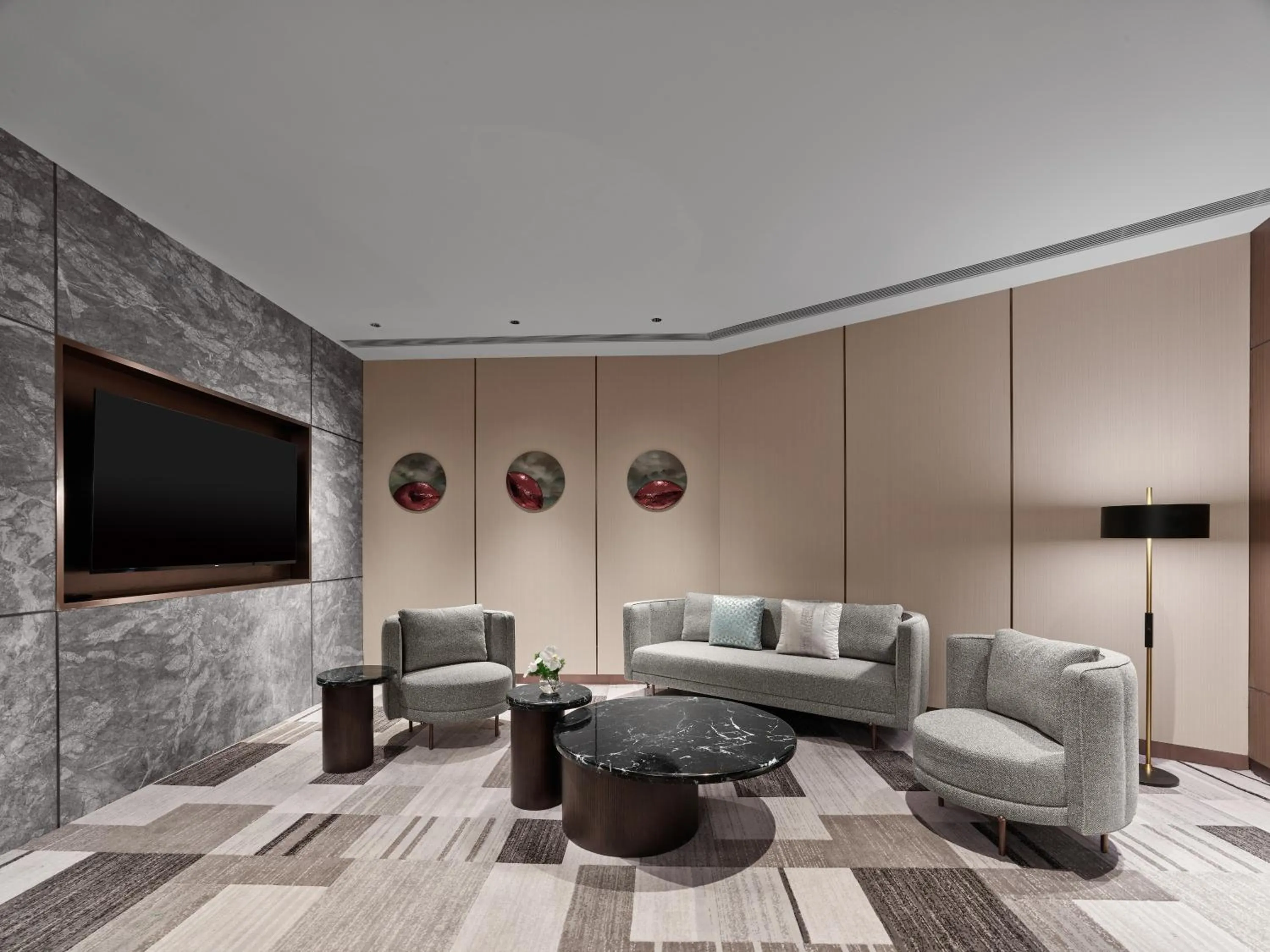 Meeting/conference room in Doubletree By Hilton Yantai Golden Coast Hotel & Suites