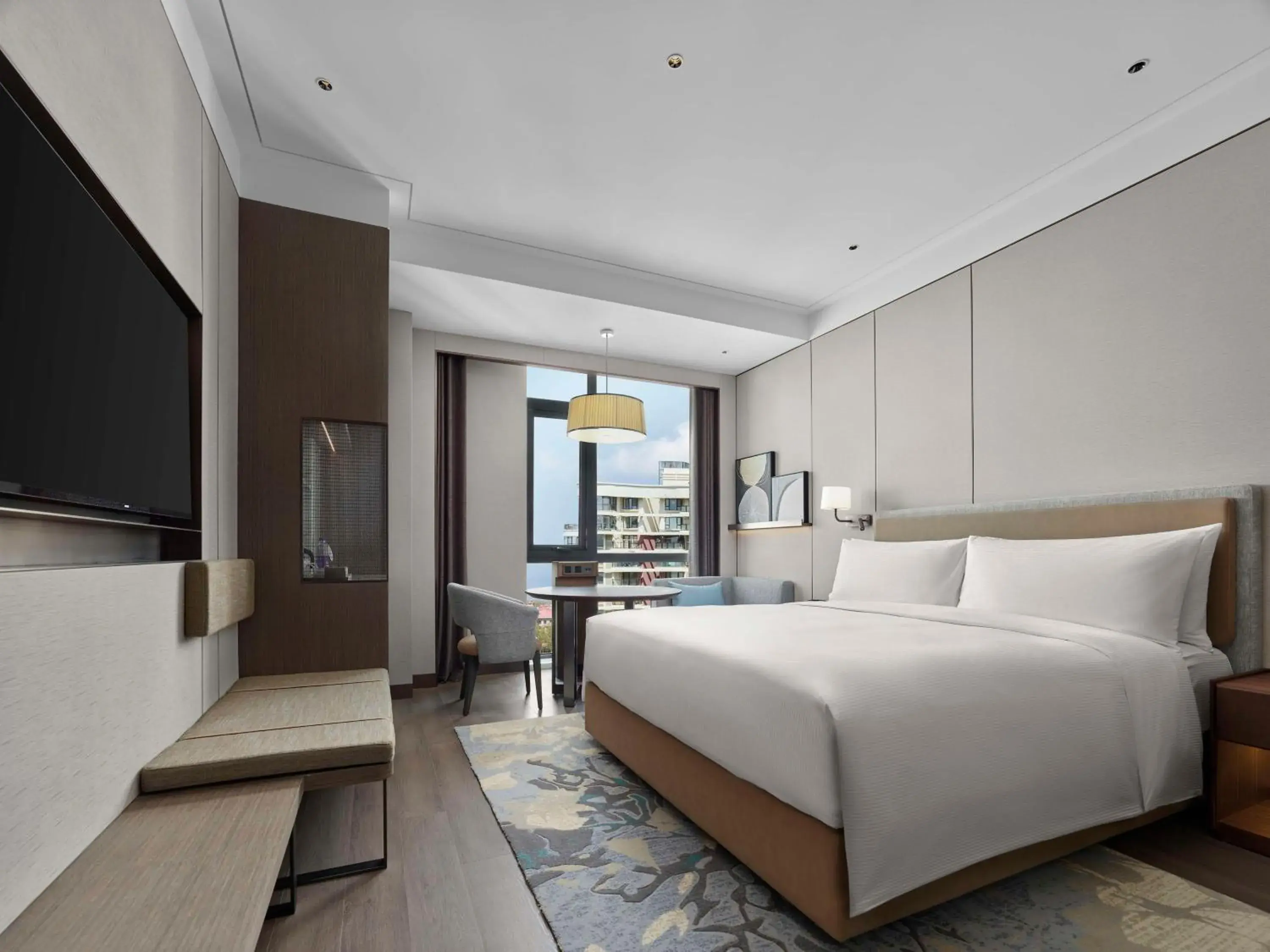 King Room with Sea View in Doubletree By Hilton Yantai Golden Coast Hotel & Suites King Room with Sea View in Doubletree By Hilton Yantai Golden Coast Hotel & Suites