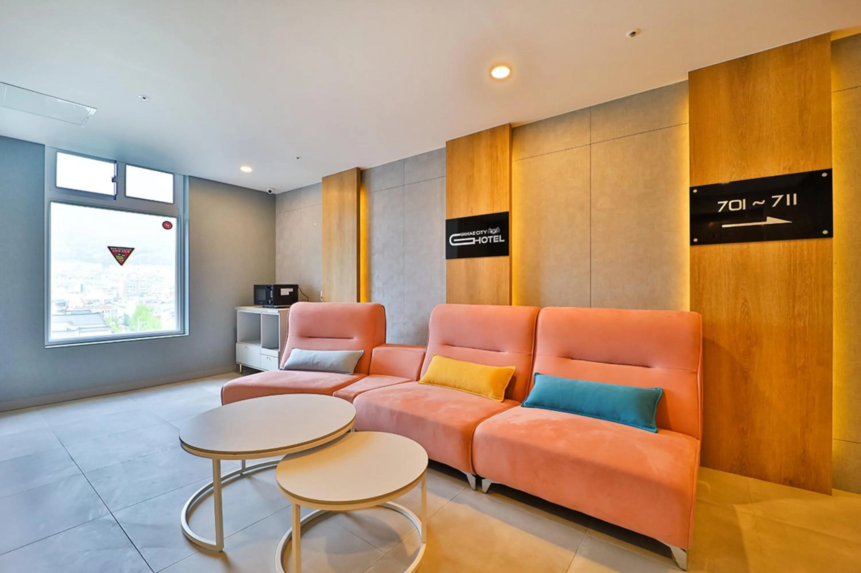 Property building in Gimhae City Hotel