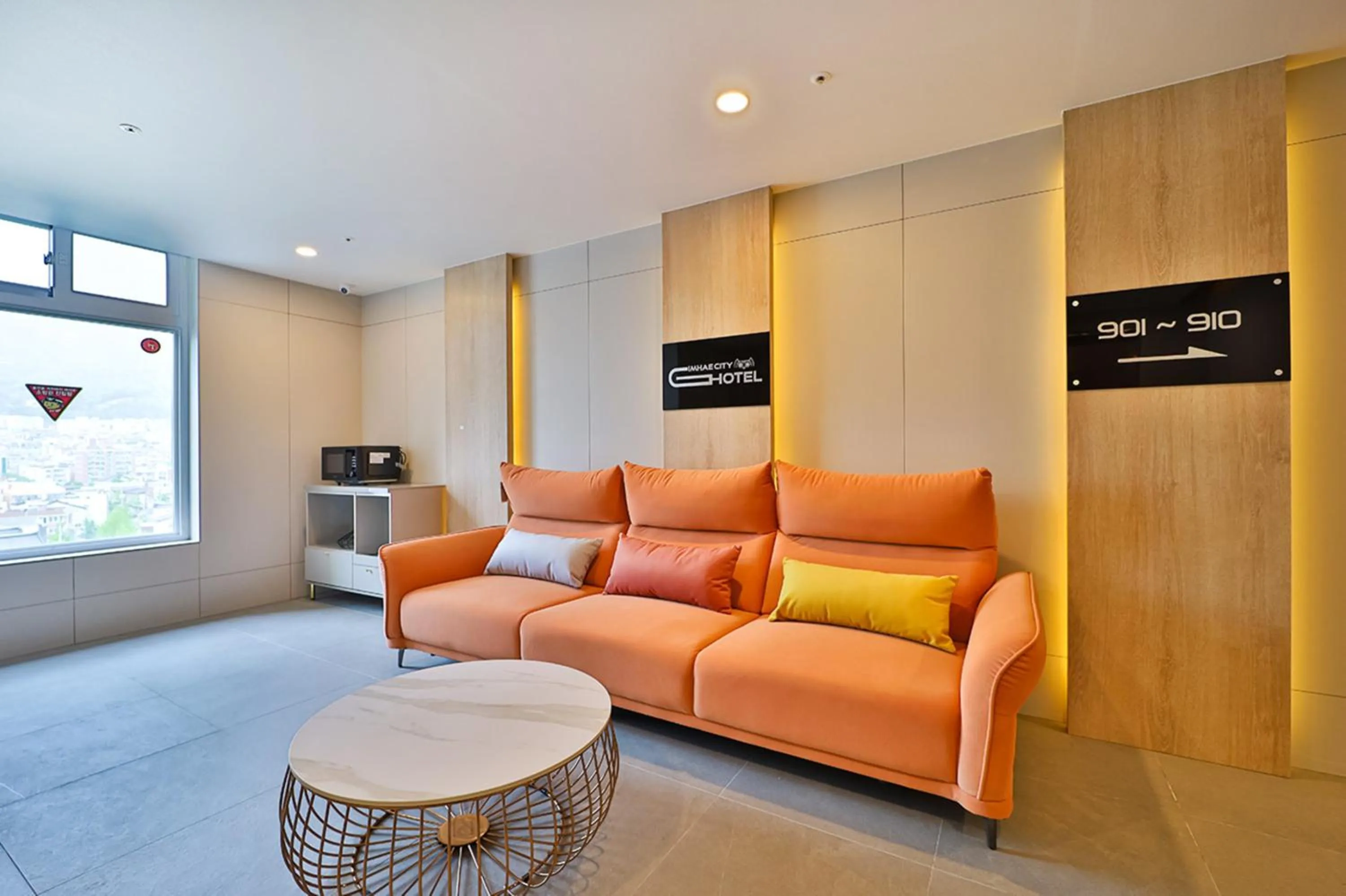 Property building in Gimhae City Hotel