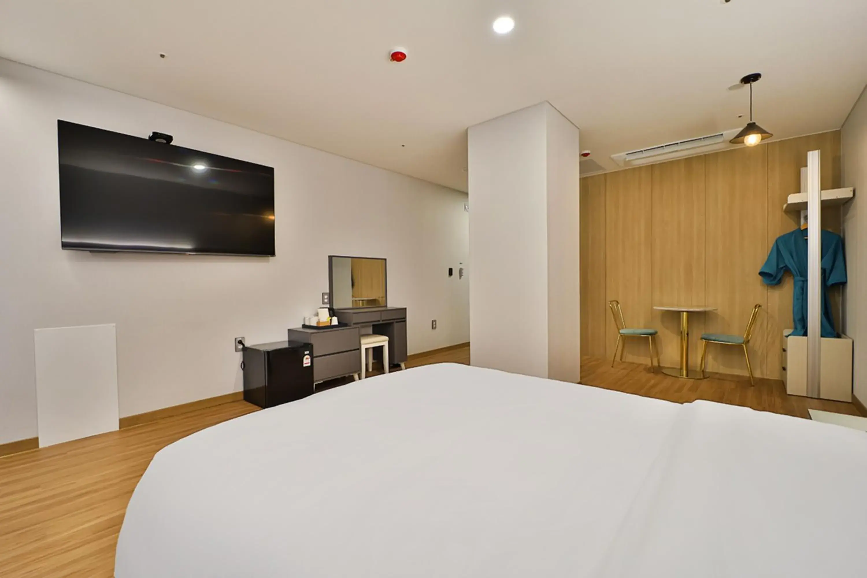 Bedroom, Bed in Gimhae City Hotel Bedroom, Bed in Gimhae City Hotel