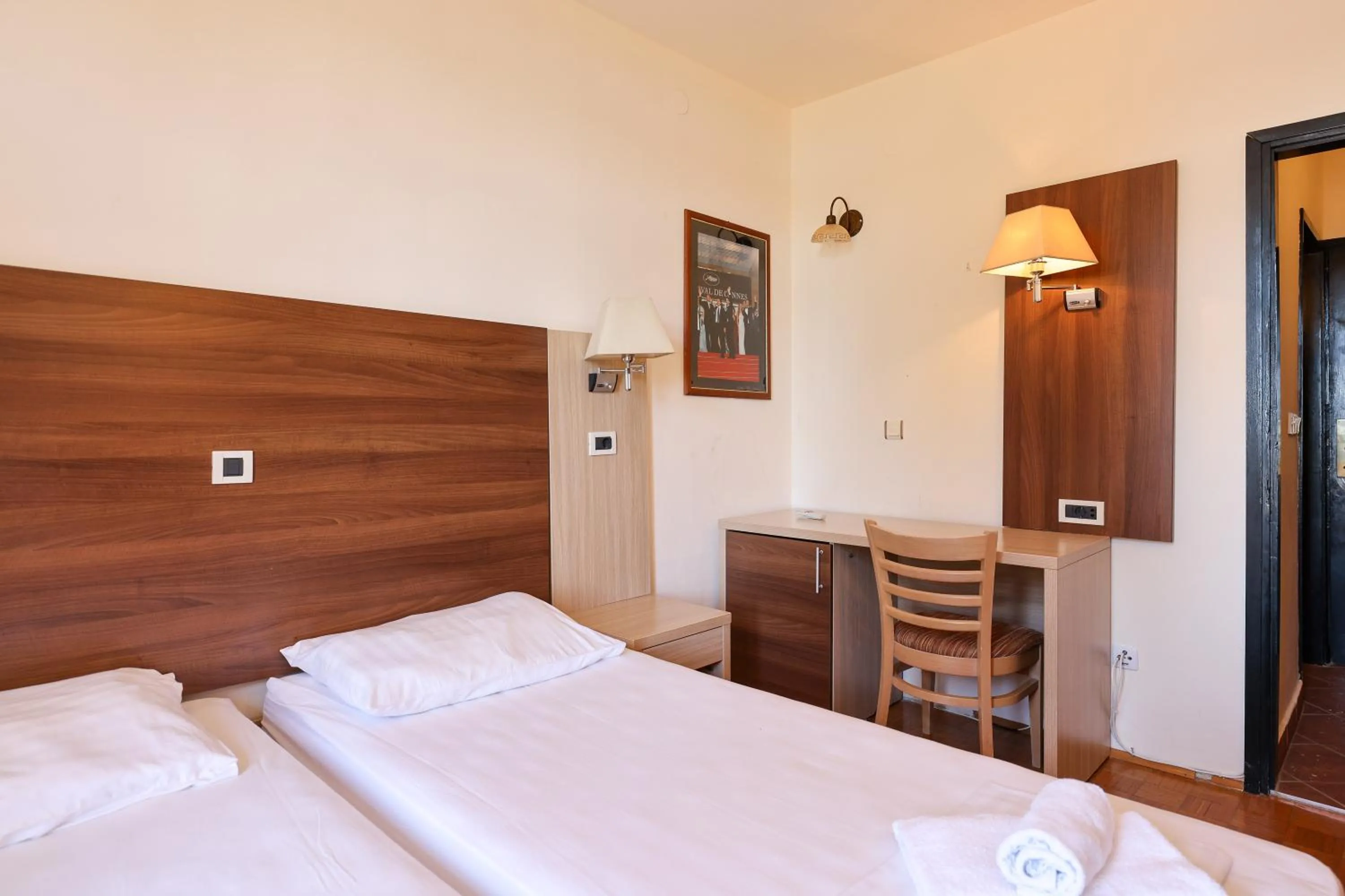 Bed in Tribunia Beach Hotel