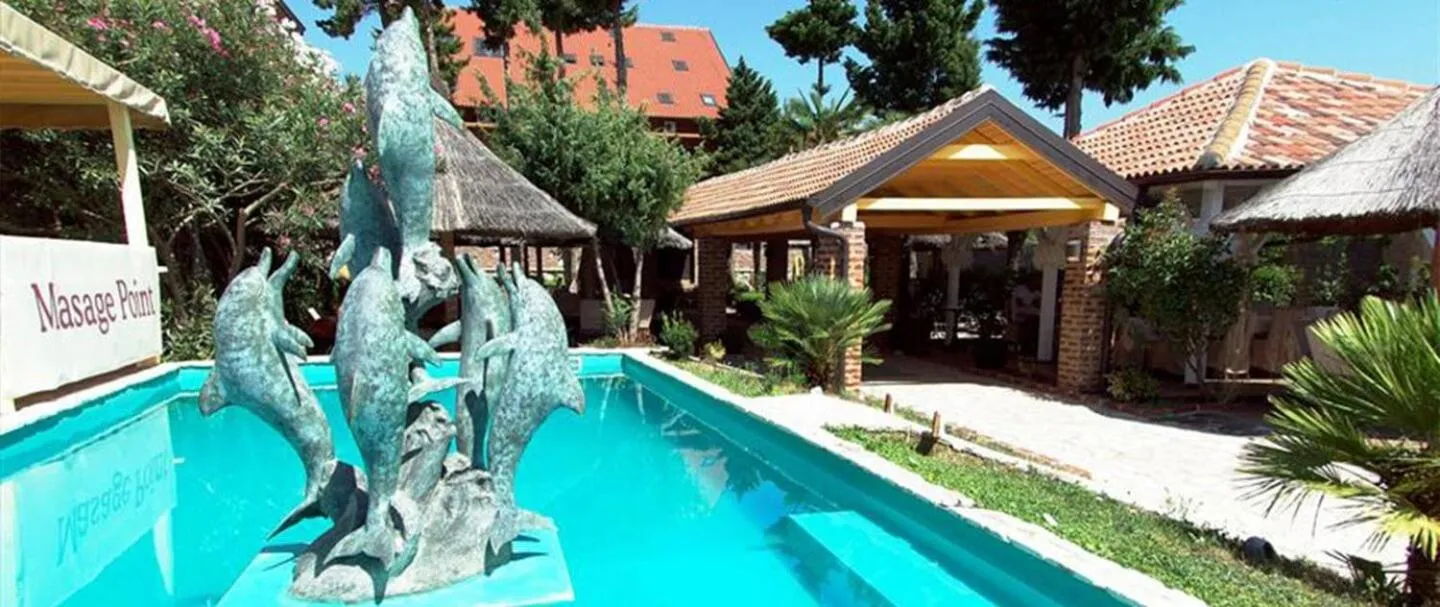 Swimming pool in Tribunia Beach Hotel