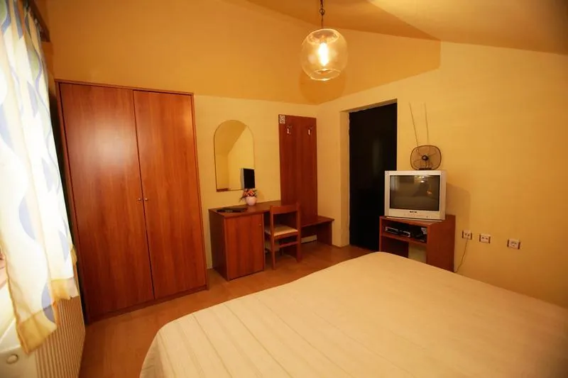 Bed in Tribunia Beach Hotel