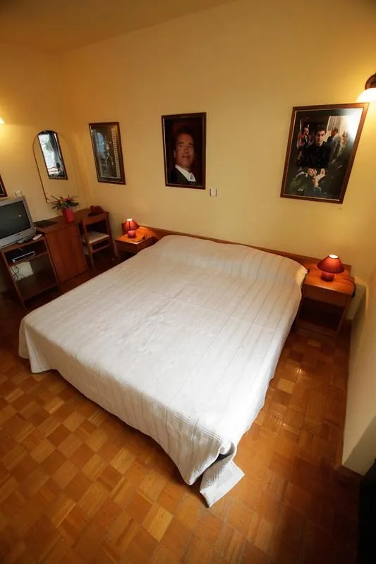 Bed in Tribunia Beach Hotel