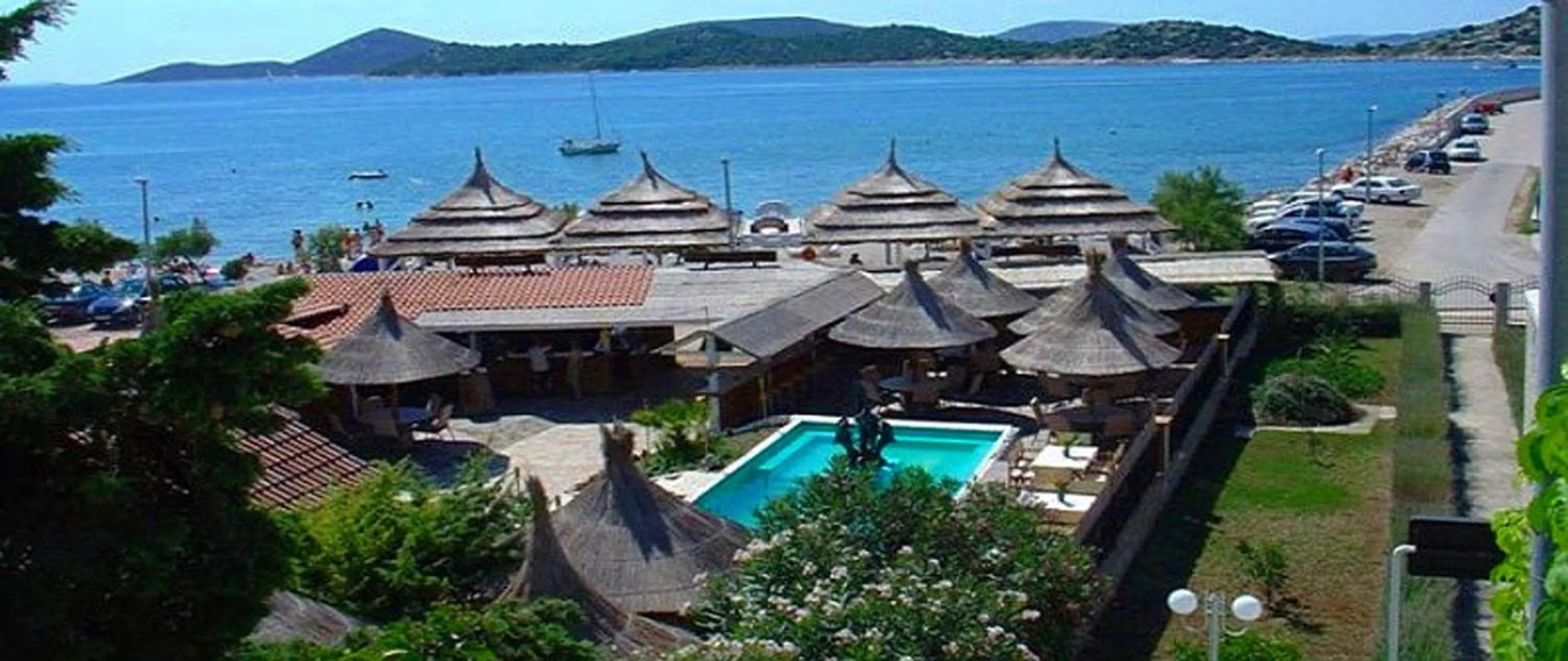Tribunia Beach Hotel