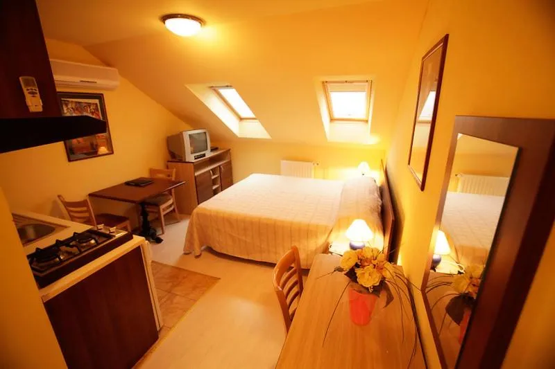 Bed in Tribunia Beach Hotel