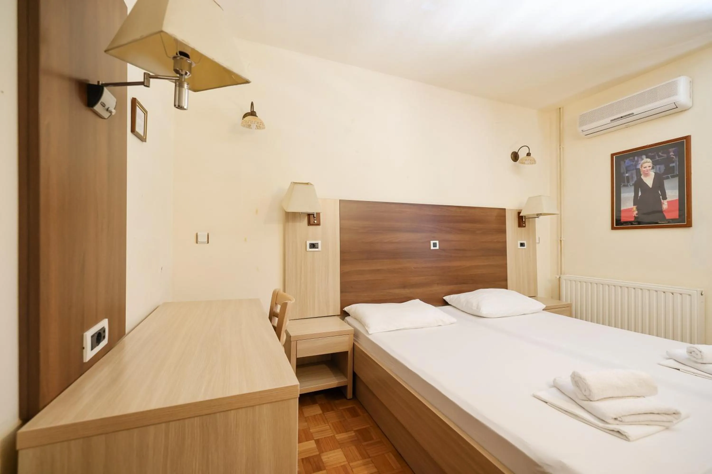 Bed in Tribunia Beach Hotel