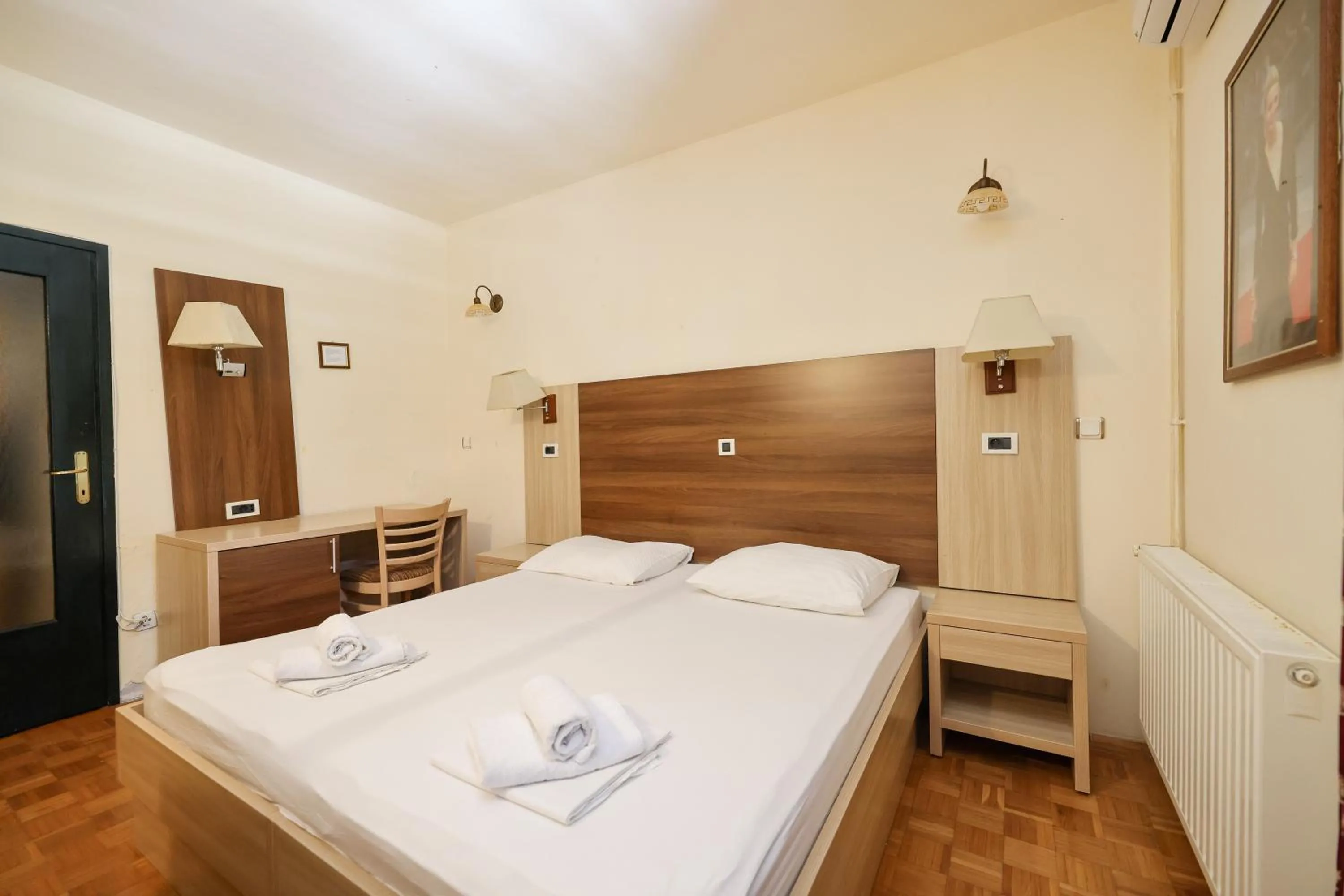 Bed in Tribunia Beach Hotel