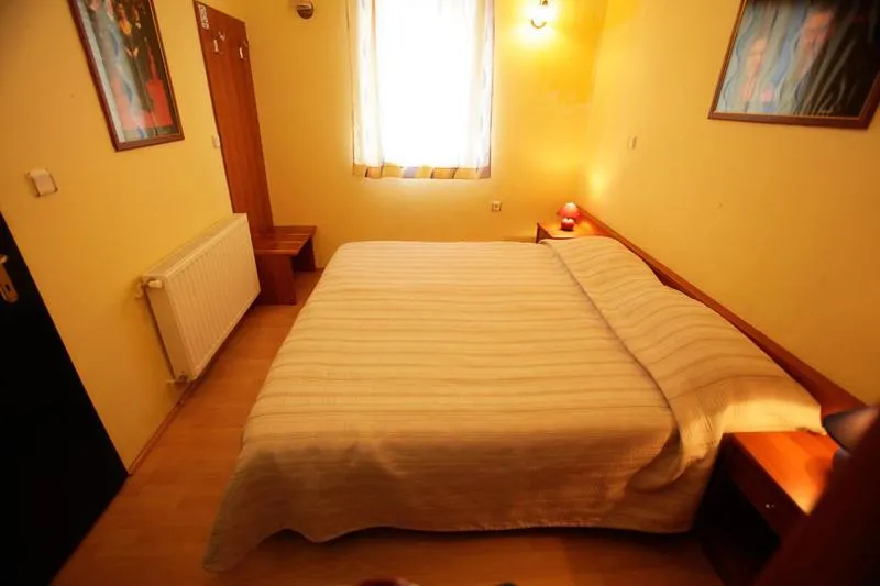 Bed in Tribunia Beach Hotel