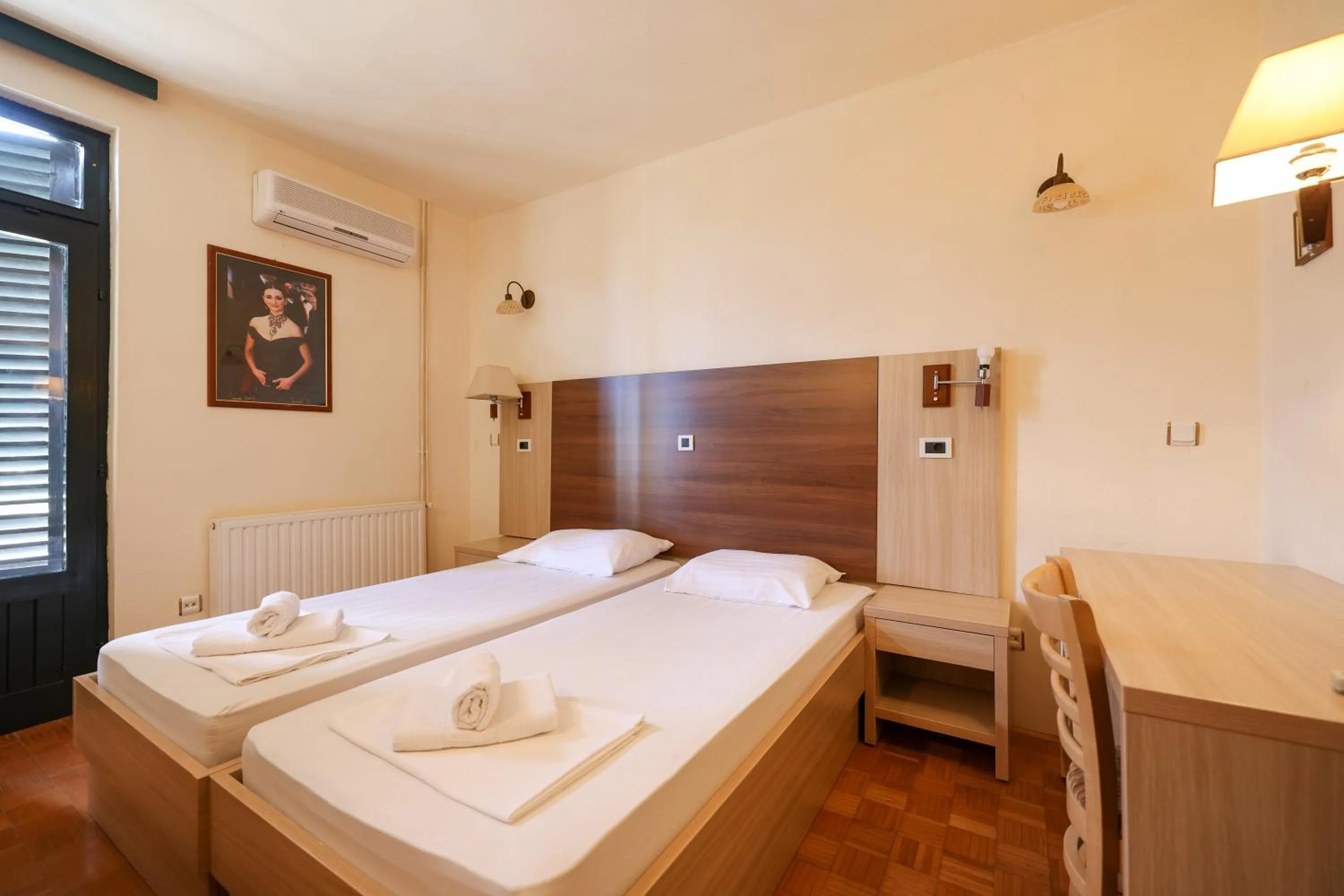Bed in Tribunia Beach Hotel