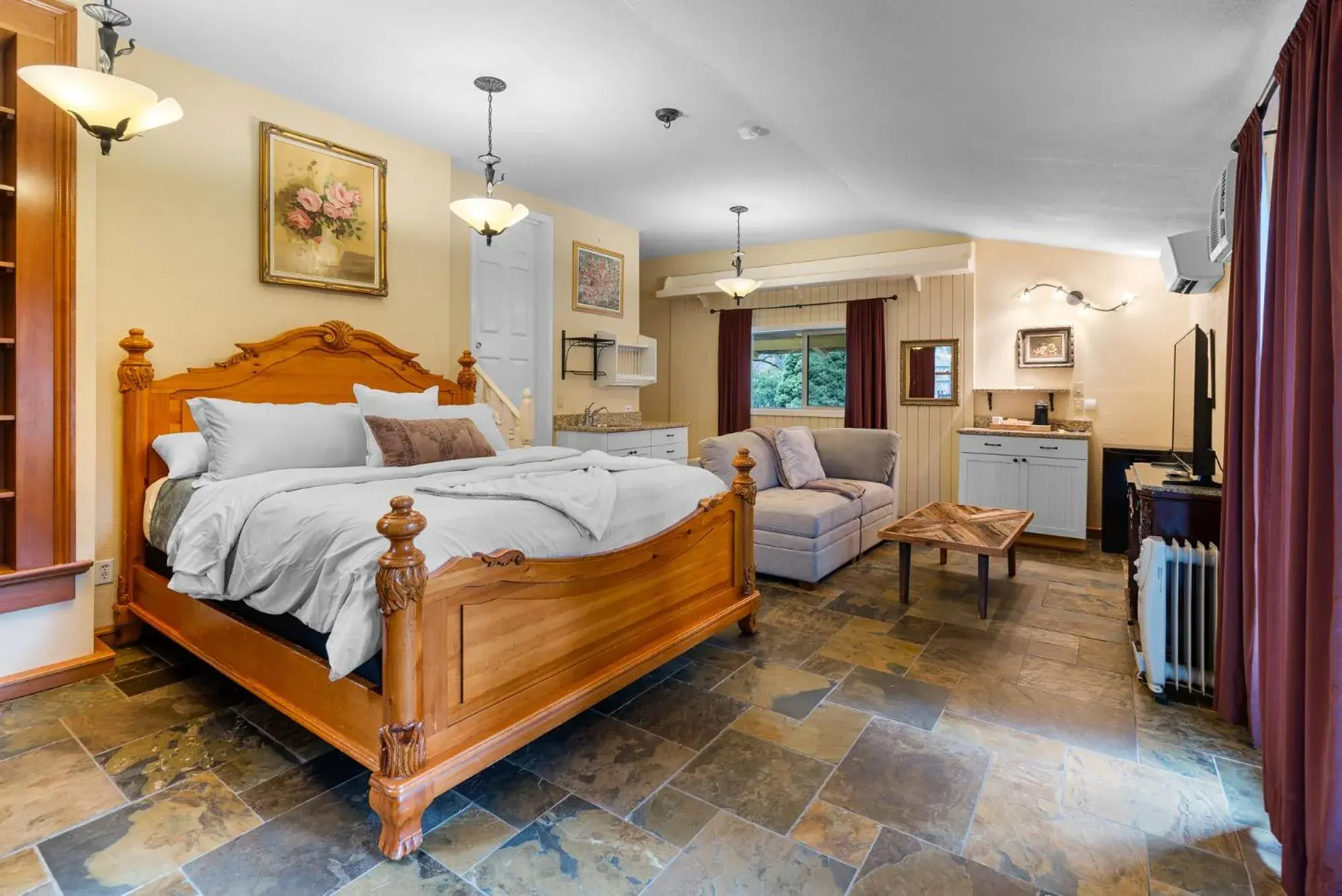 Duplex Suite in The Orth House Inn by Remotion Duplex Suite in The Orth House Inn by Remotion