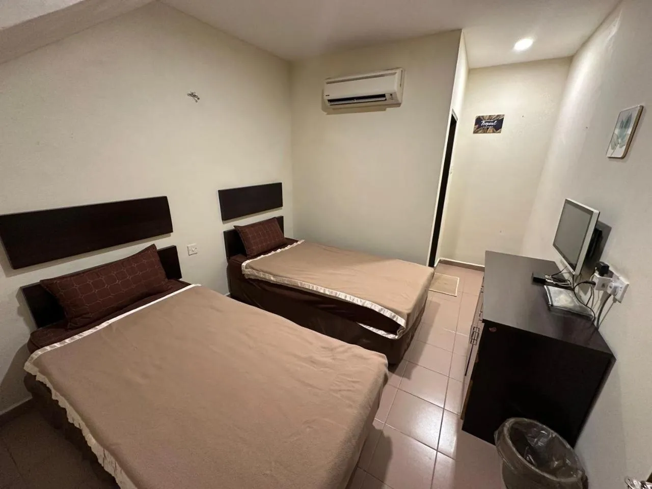 TV and multimedia in Ezzy In Hotel
