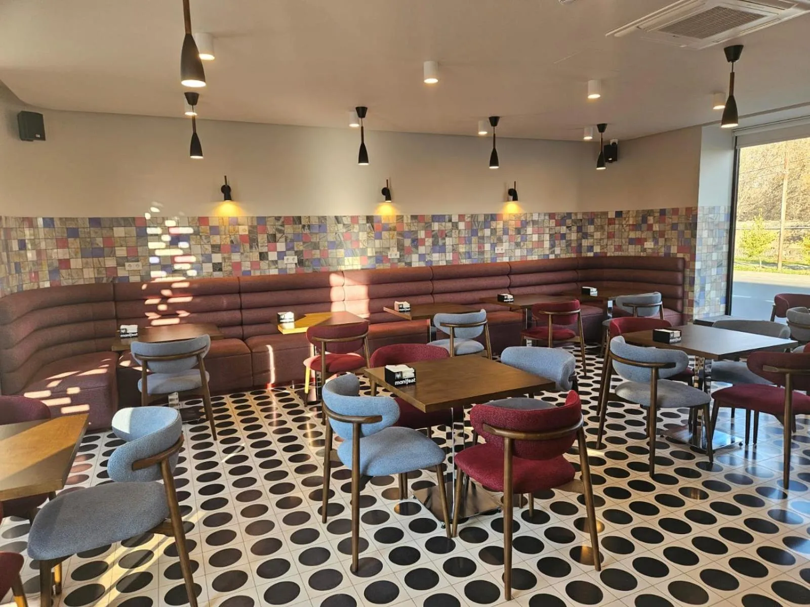 Restaurant/places to eat in Manifest Restaurant and Hotel Gyumri