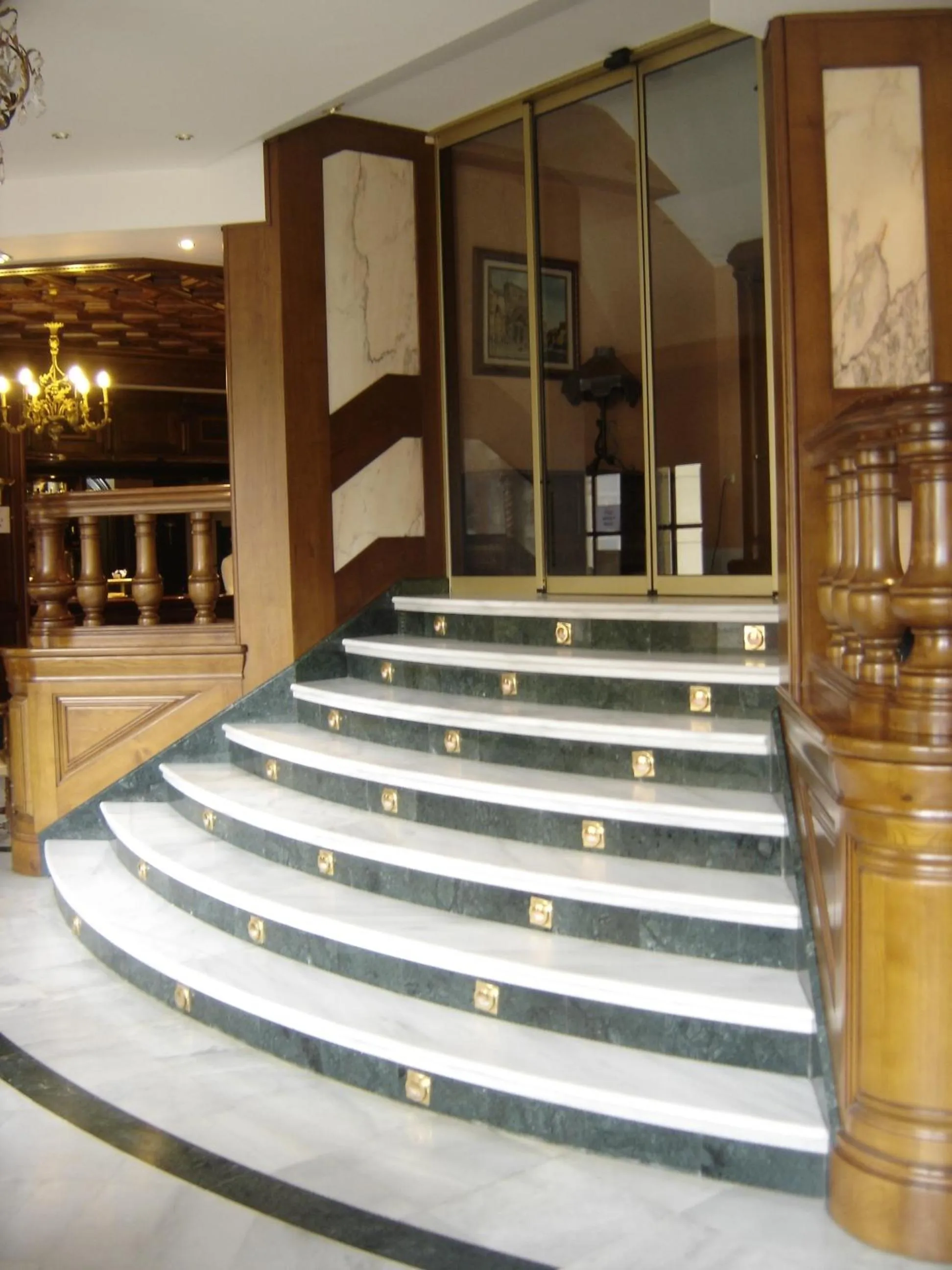 Lobby or reception in Hotel Aranda