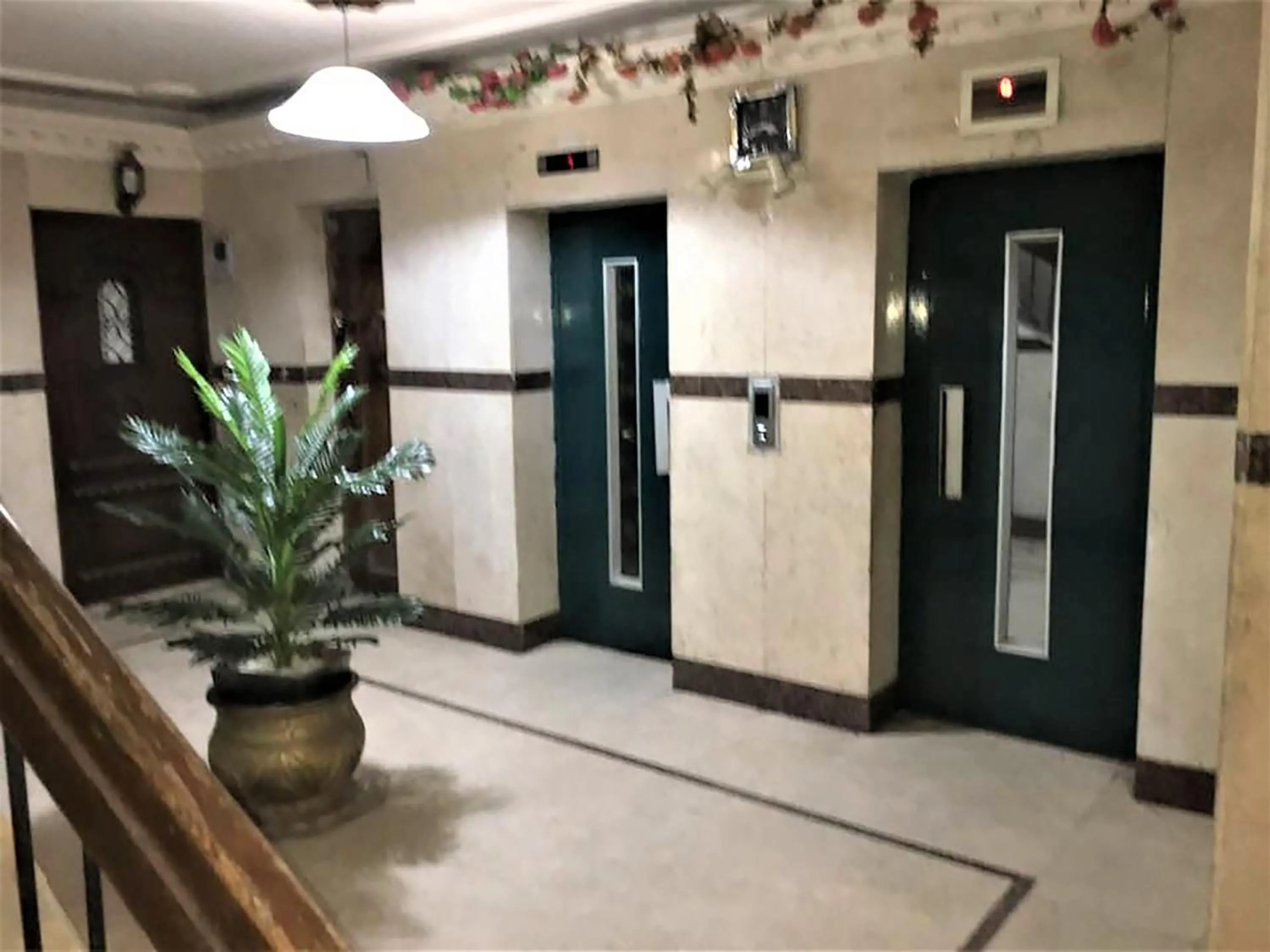 elevator in Casa Elegant