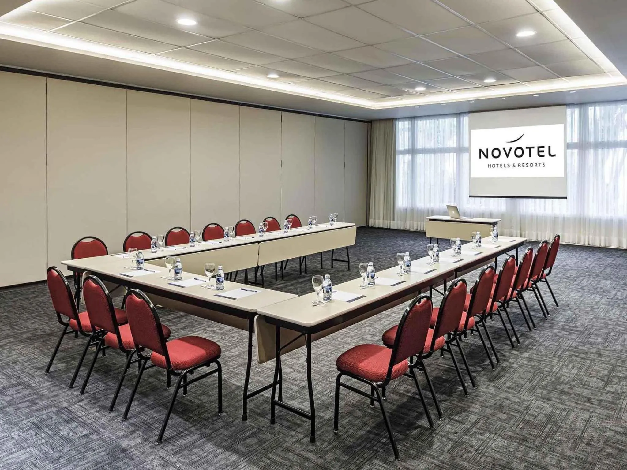 Meeting/conference room in Novotel Manaus