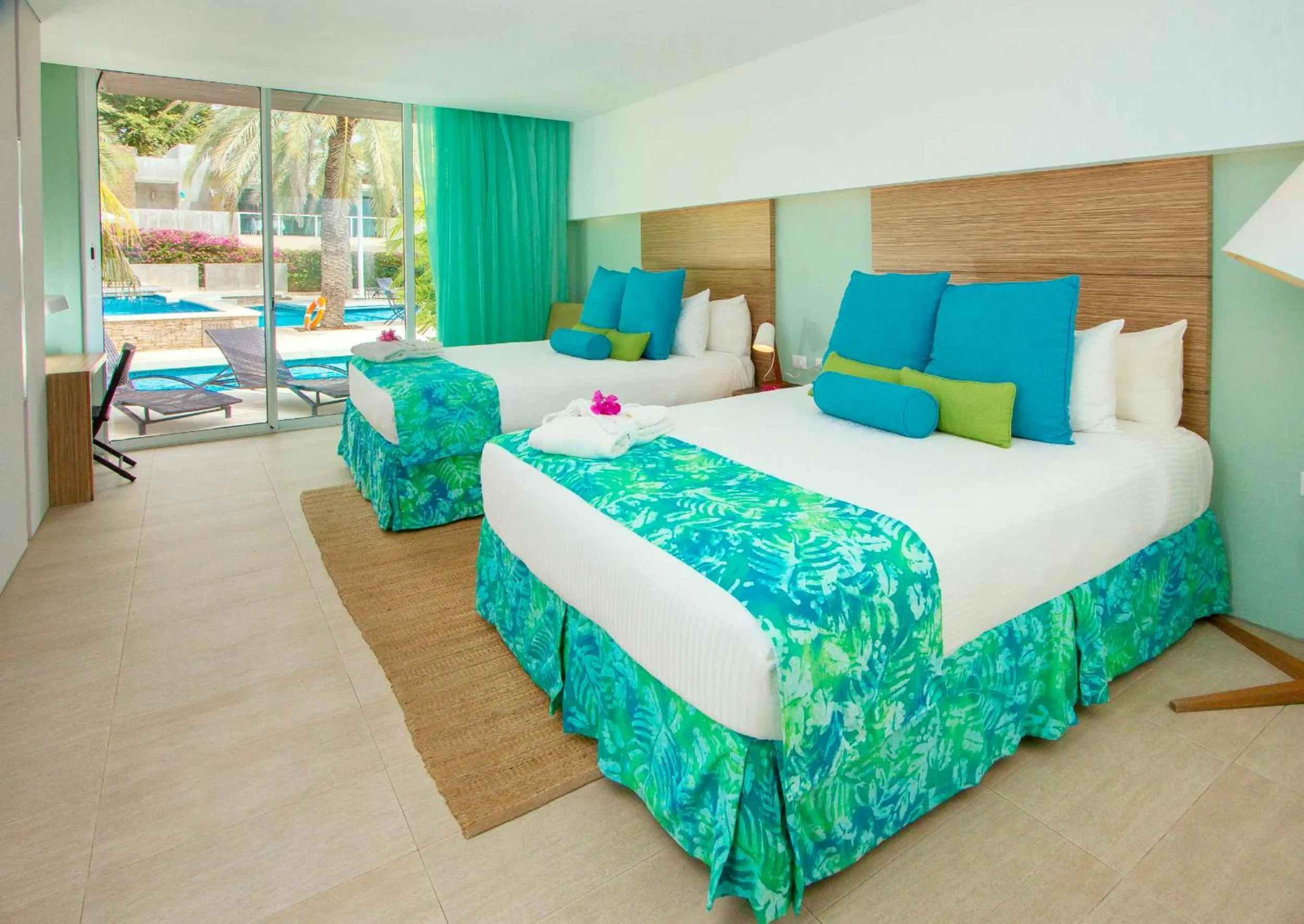 Deluxe Double Room with Two Double Beds in Maloka Hotel Boutique & Spa
